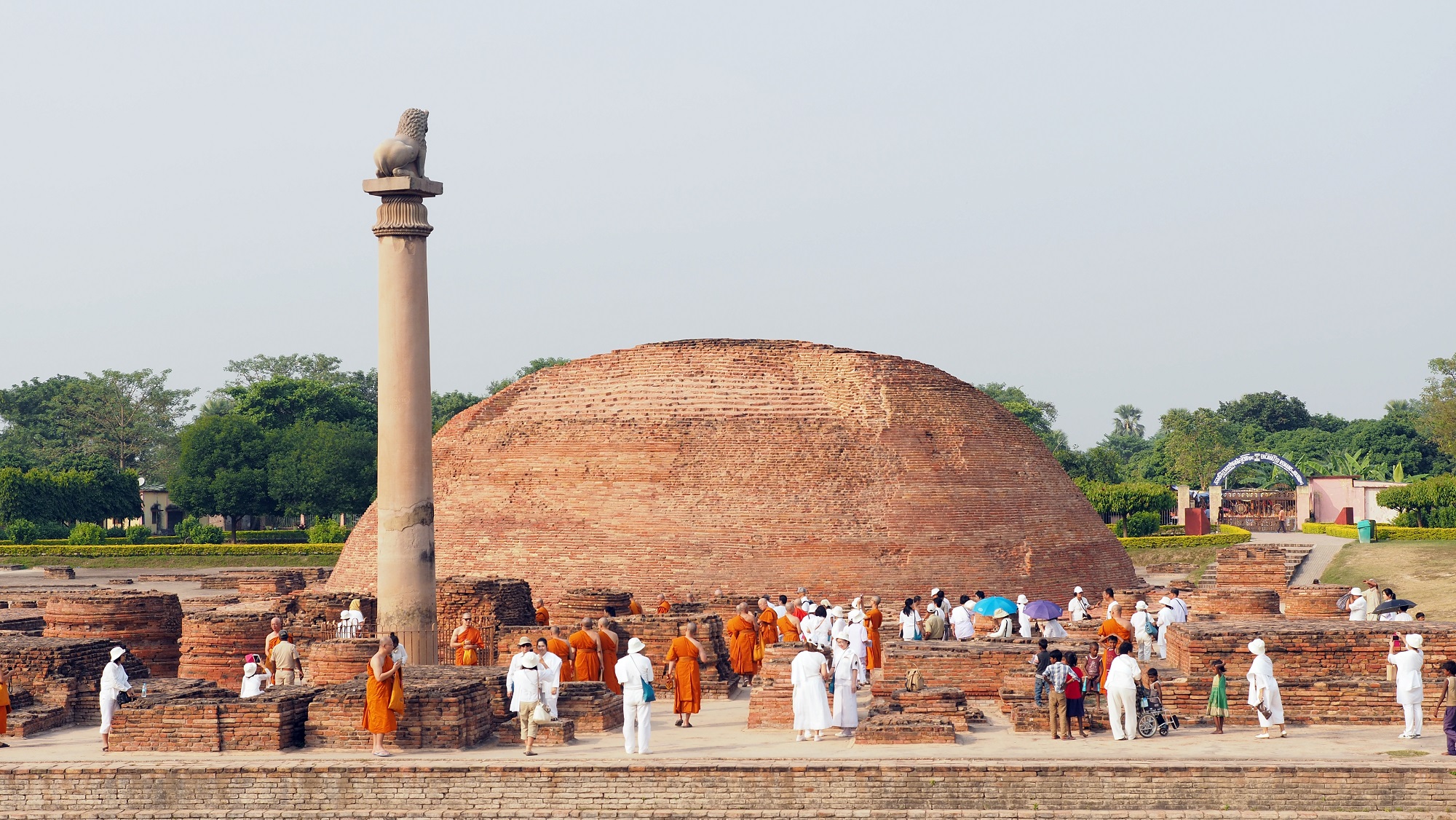 VAISHALI, Ashoka pillar the pillar is located at Kutagarasala Vihara.
