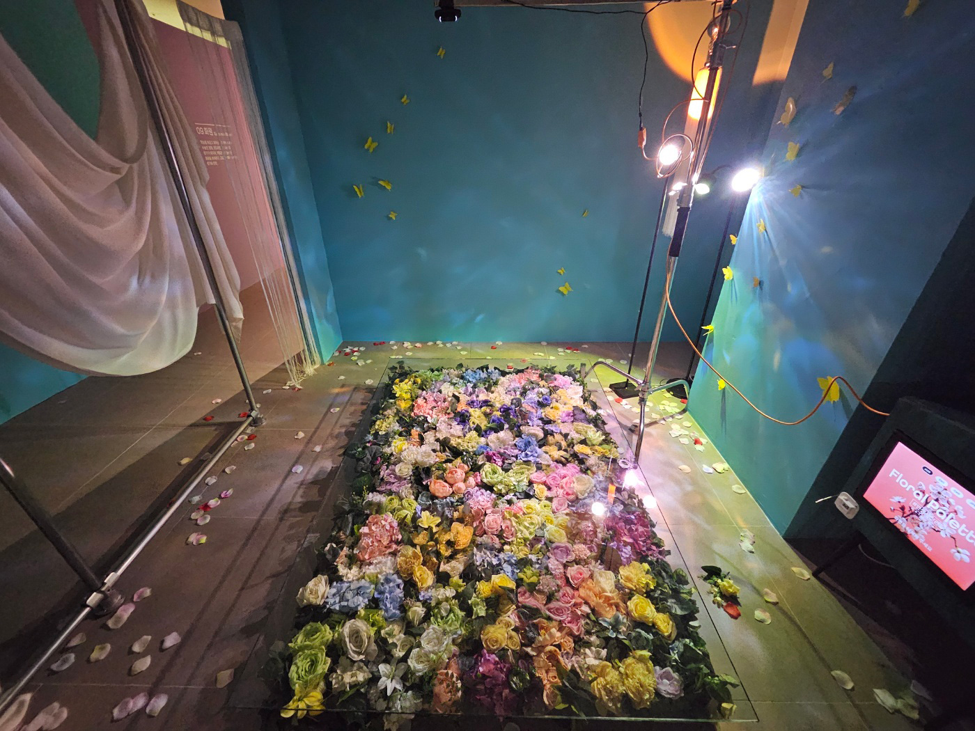 Floral Palette Life Photo Studio#5 Ticket in Seoul