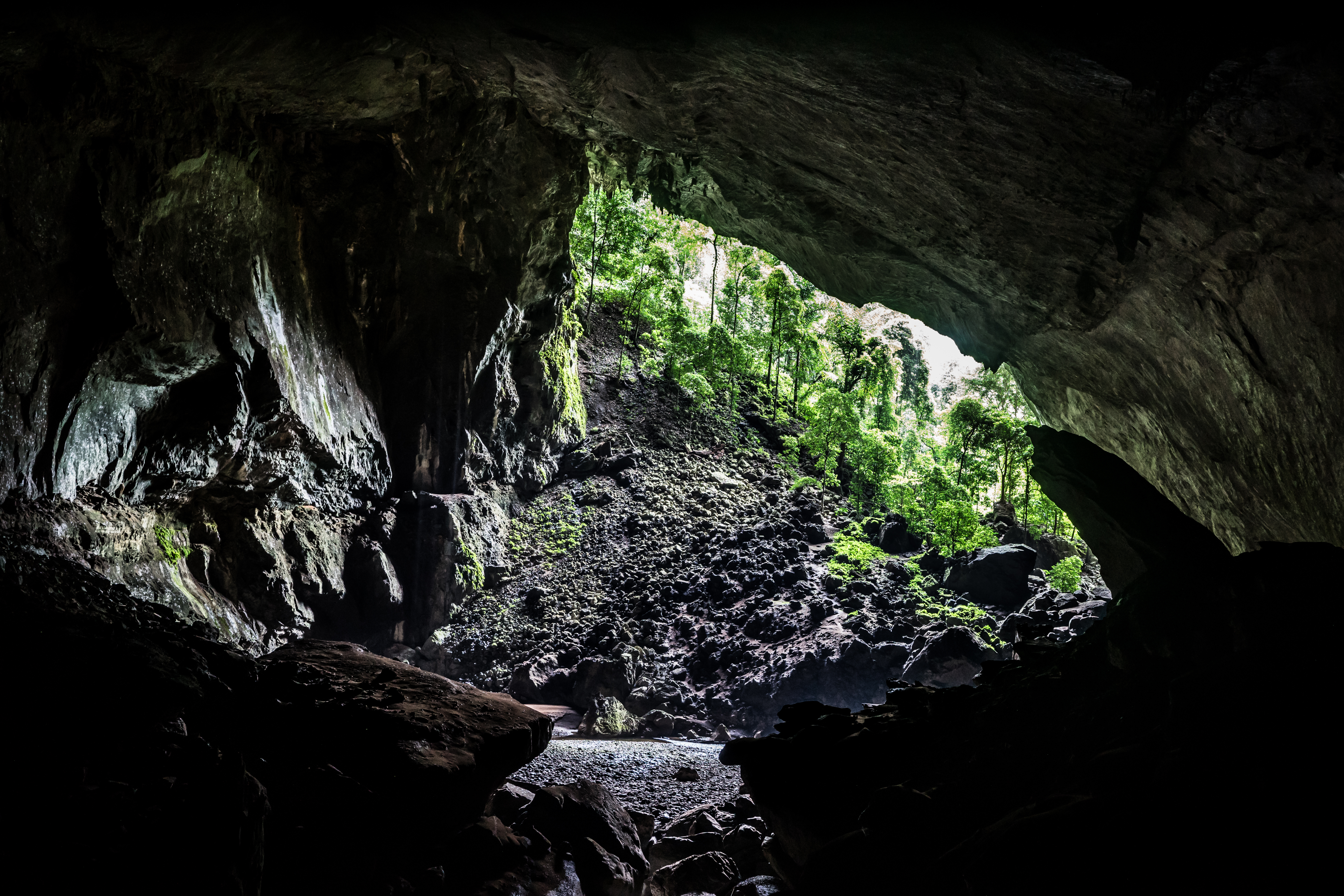 公主港 Hundred Caves 洞穴之旅