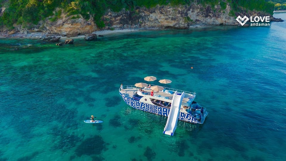 Phuket : Phi Phi Maiton Sunset Premium Speed Catamaran Day Tour