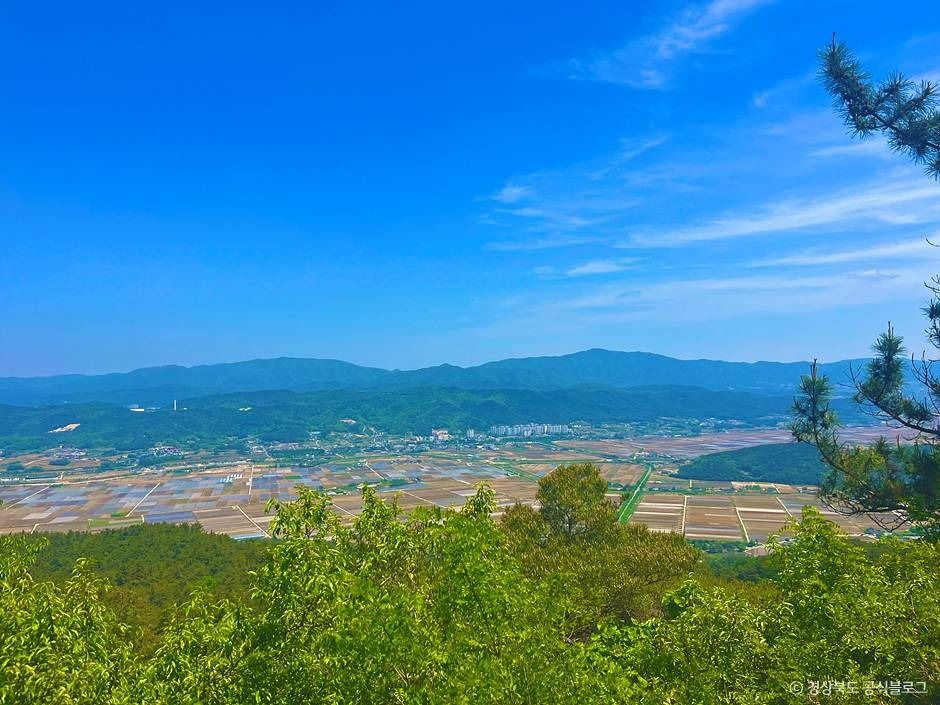 【選項C】慶州南山徒步 + 良洞民俗村
在山頂可欣賞慶州市的全景。