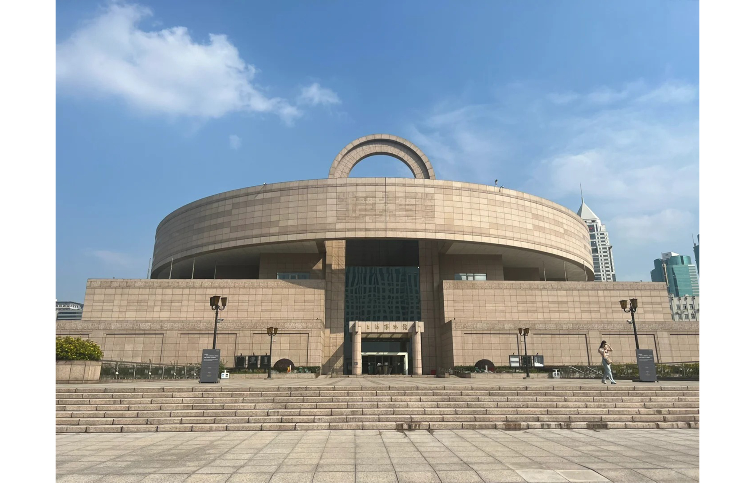 魔都上海經典之旅3日（東方明珠&參觀全透明懸空觀光廊+夜遊浦江+體驗磁懸浮+豫園&城隍廟文化之旅+城市歷史陳列館探秘+外灘漫步）