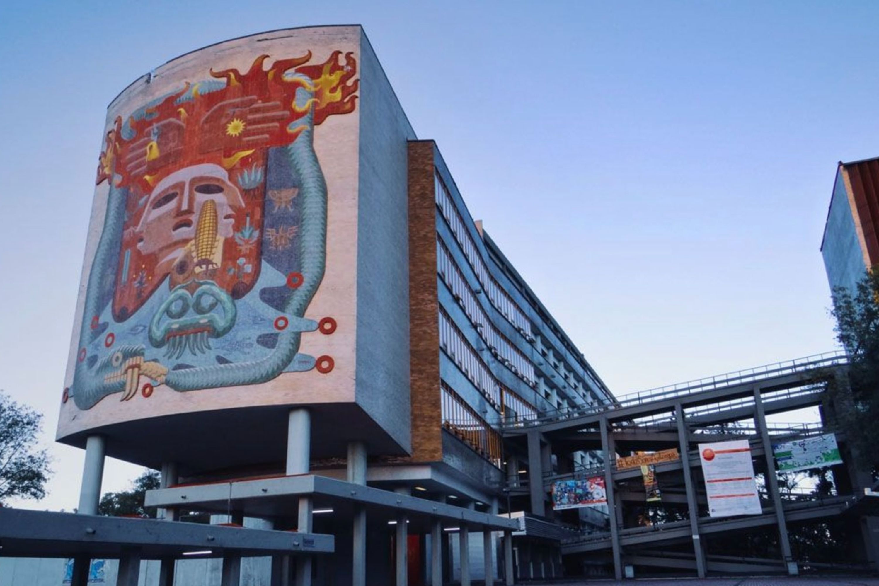 墨西哥城大學城體育場和壁畫之旅