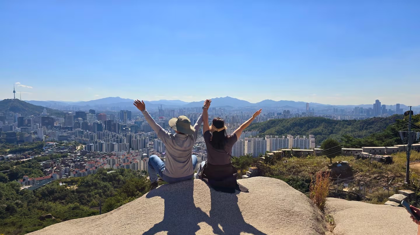 盡情飽覽山頂美景! 盡情飽覽山頂美景!