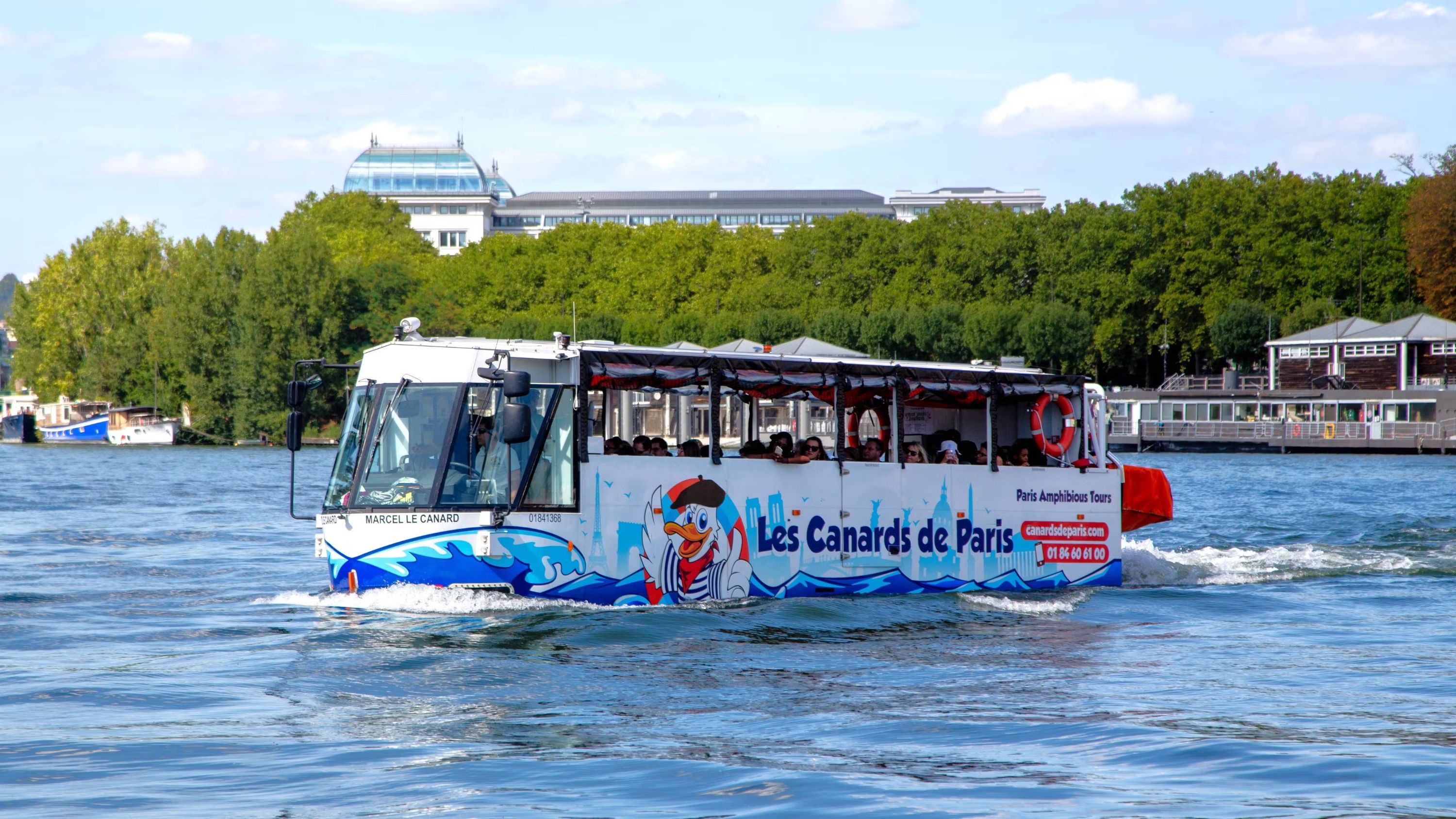 Paris Seine River and City Half-Day Sightseeing Tour