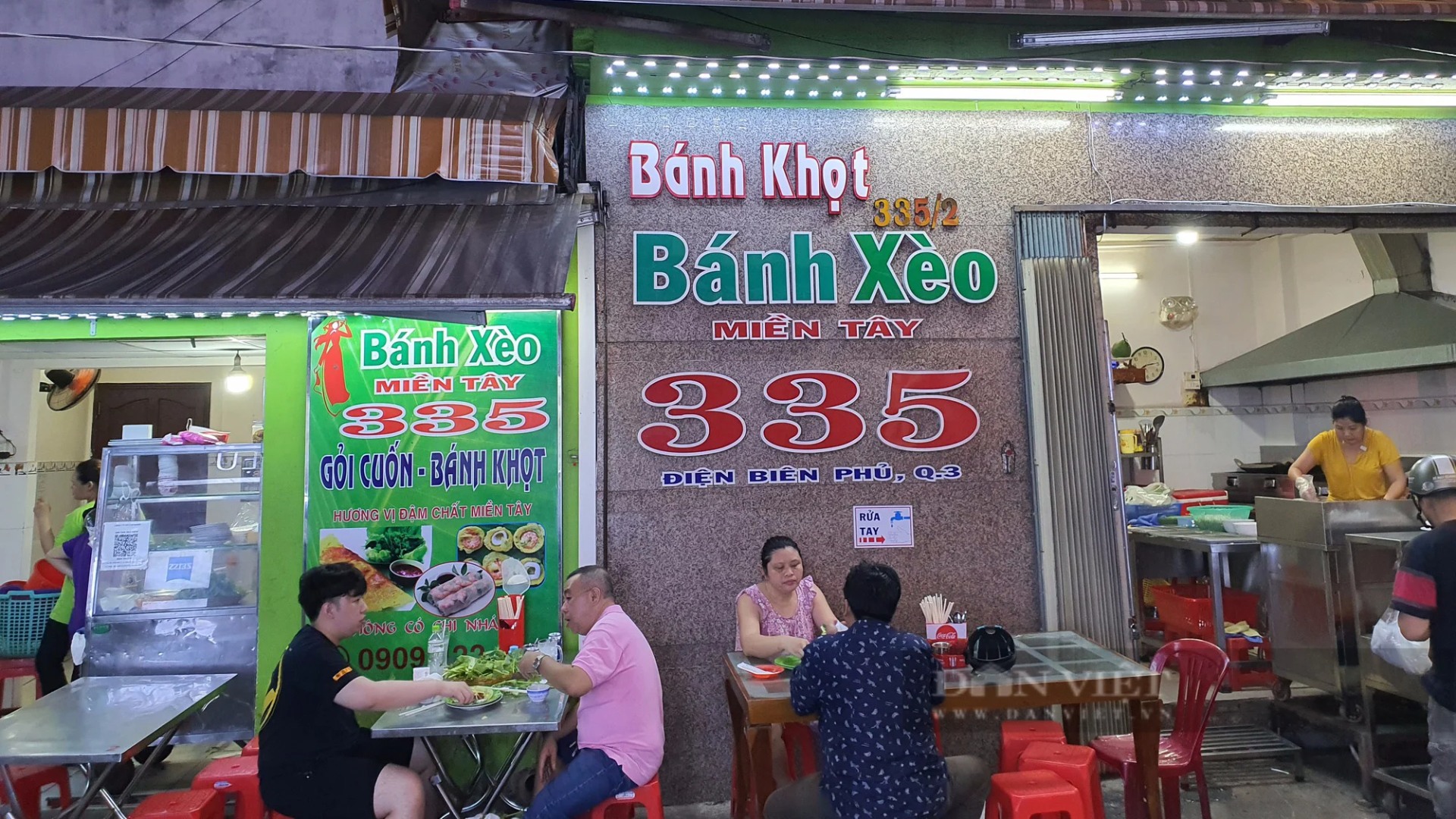 Culinary Essence of Ho Chi Minh City: Night Food Tour by Motorbike