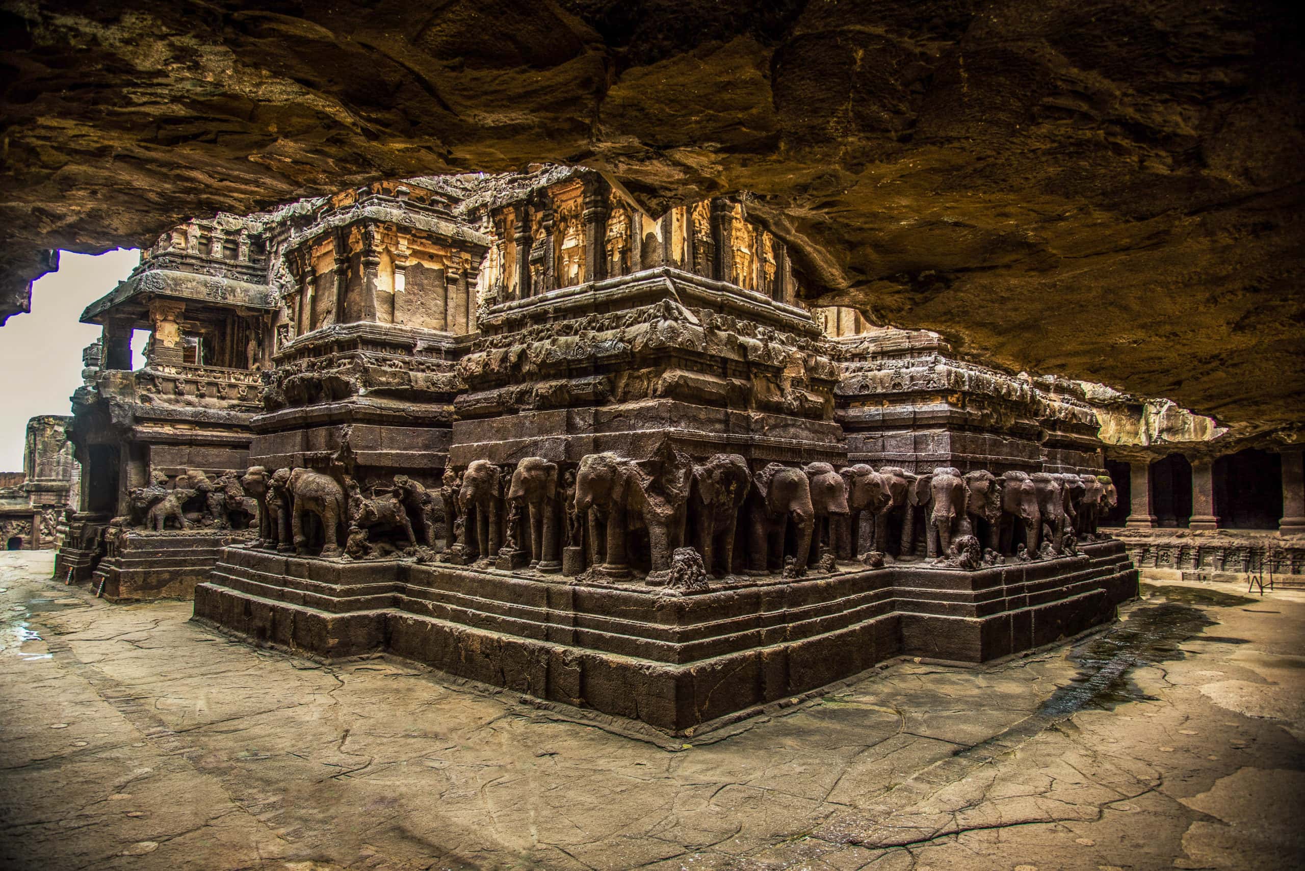 Ajanta & Ellora Caves same day tour in Aurangabad