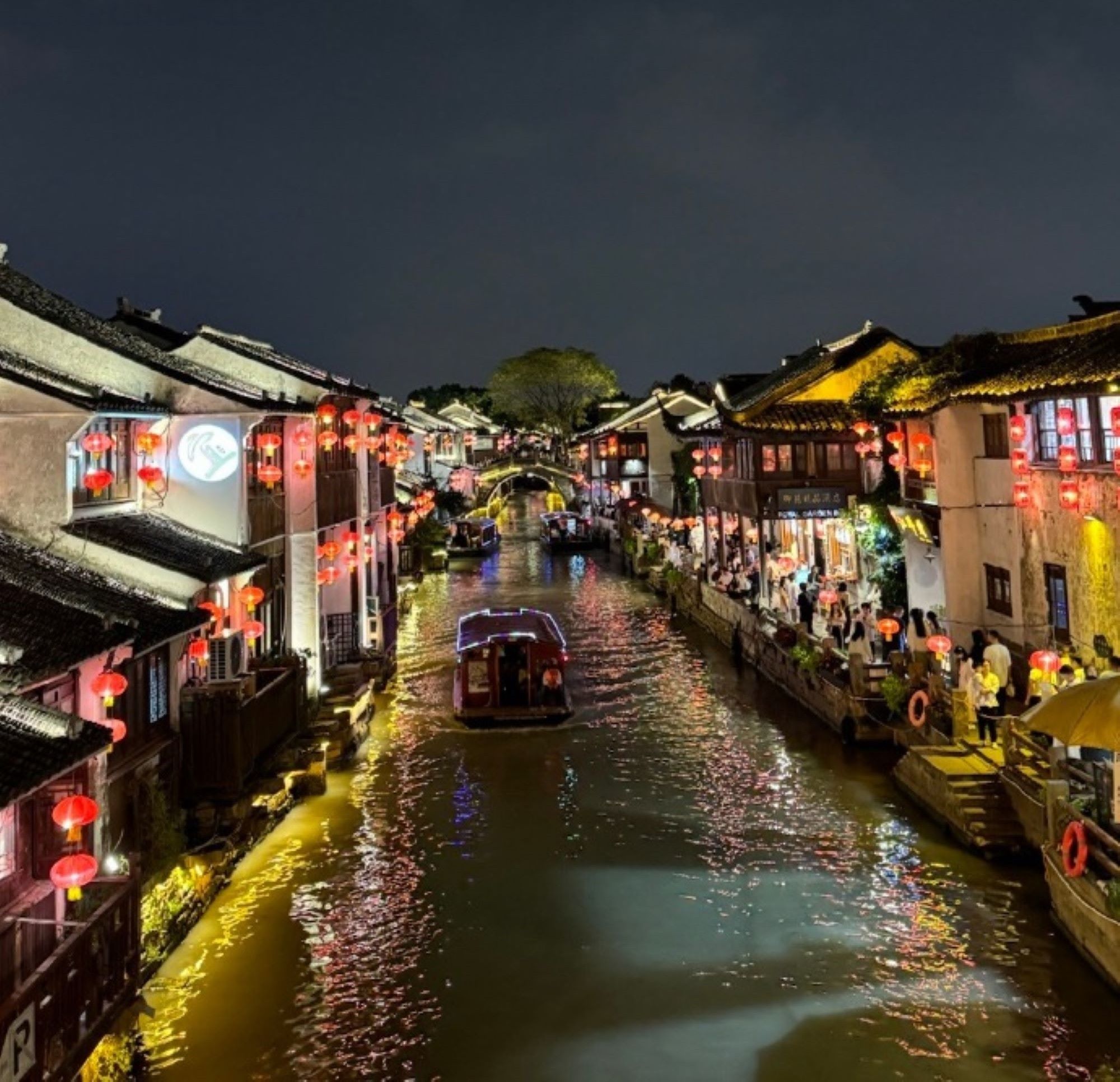 Three-day tour in Suzhou, Jiangsu (water town Zhouzhuang + famous Chinese garden Humble Administrator's Garden + Hanshan Temple + Maple Bridge walk + Suzhou River cruise + Qilishantang + Tiger Hill)
