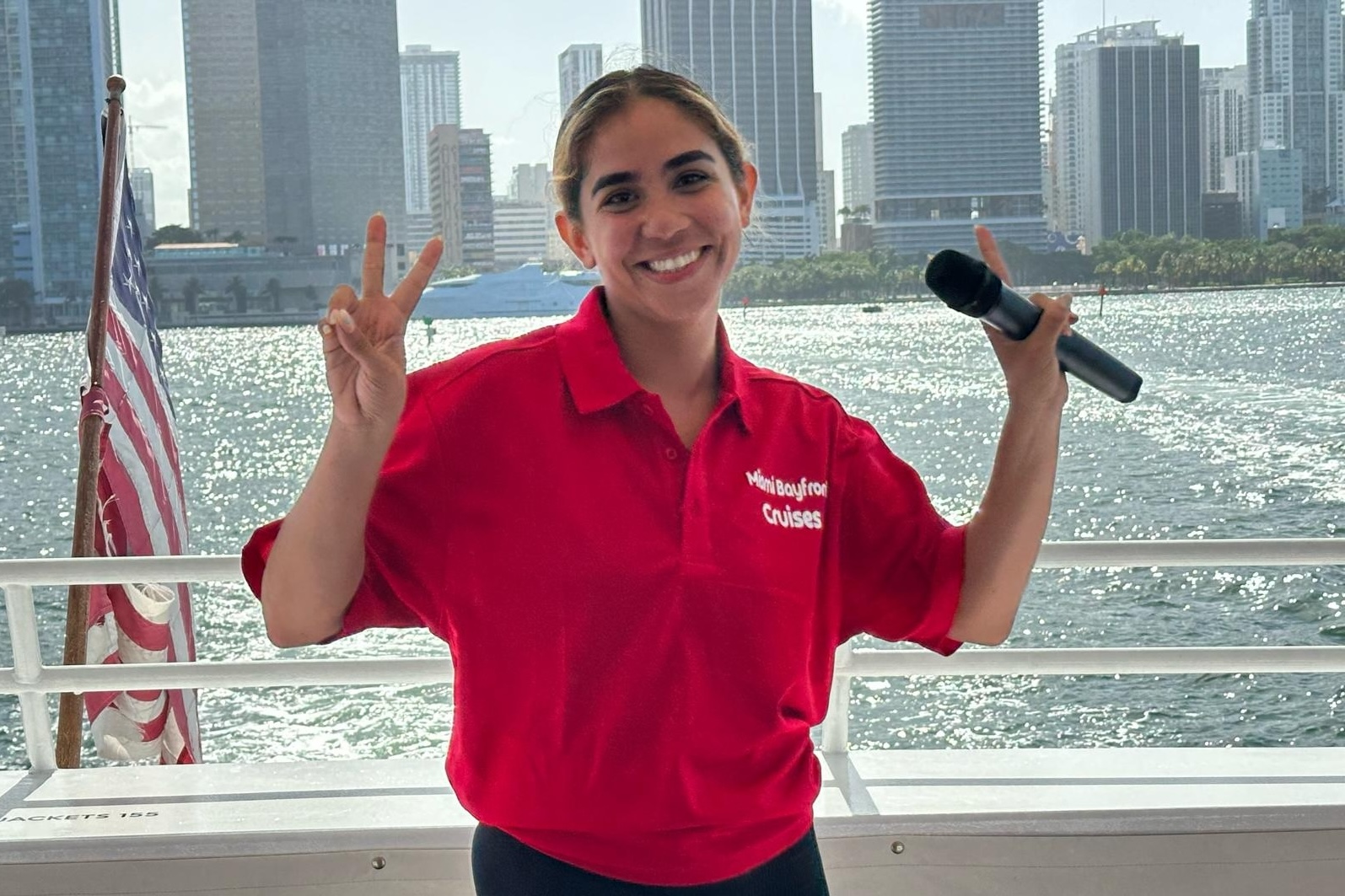 Sit back, relax, and enjoy a guided tour of Miami's popular islands