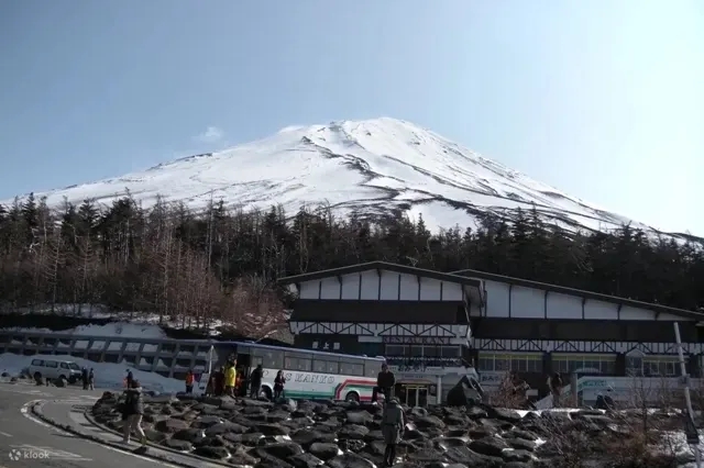 [Chinese/English speaking guide] One-day tour of Mount Fuji classic route (departing from Tokyo)