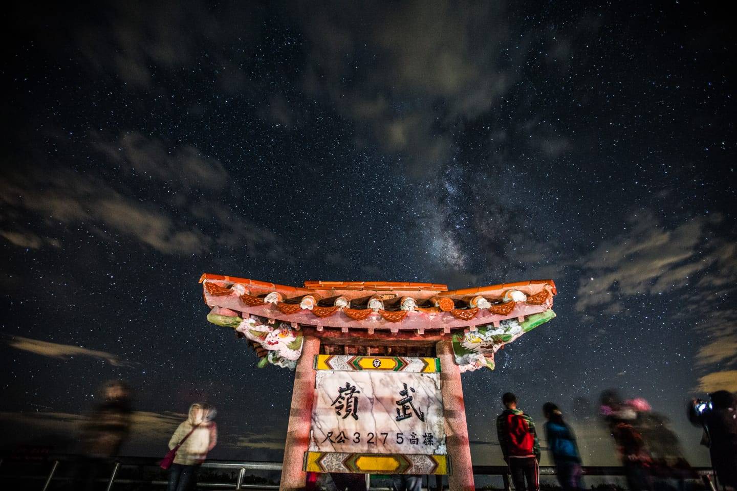 專業司導解說星象圖,透過故事徜徉於銀河星海中 專業司導解說星象圖,透過故事徜徉於銀河星海中