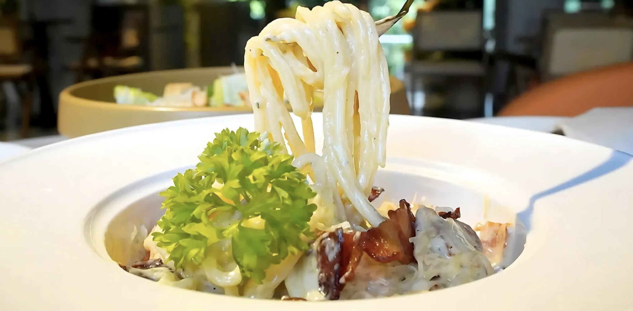 L-Seven Cafe Sutthisan International Cuisine & Steakhouse