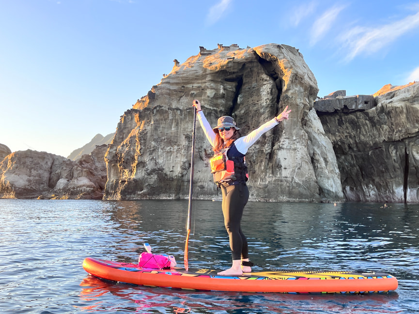 SUP Paddling Experience at Capybara Rock (Elephant Trunk Rock) in Ruifang, New Taipei City