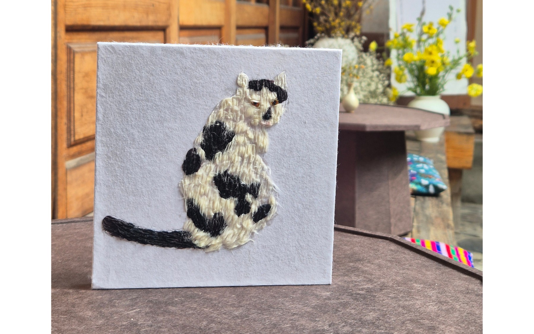 運用分層韓紙而非顏料,創作專屬您的藝術作品。 運用分層韓紙而非顏料,創作專屬您的藝術作品。