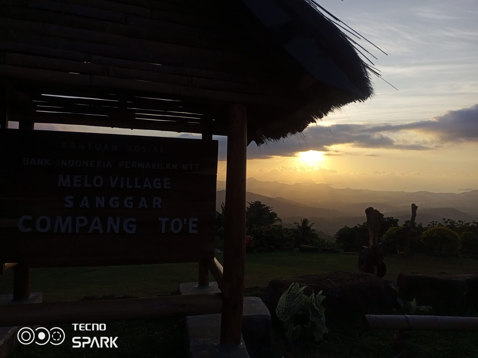 Kampung Melo And Batu Cermin Cave Day Tour in Labuan Bajo