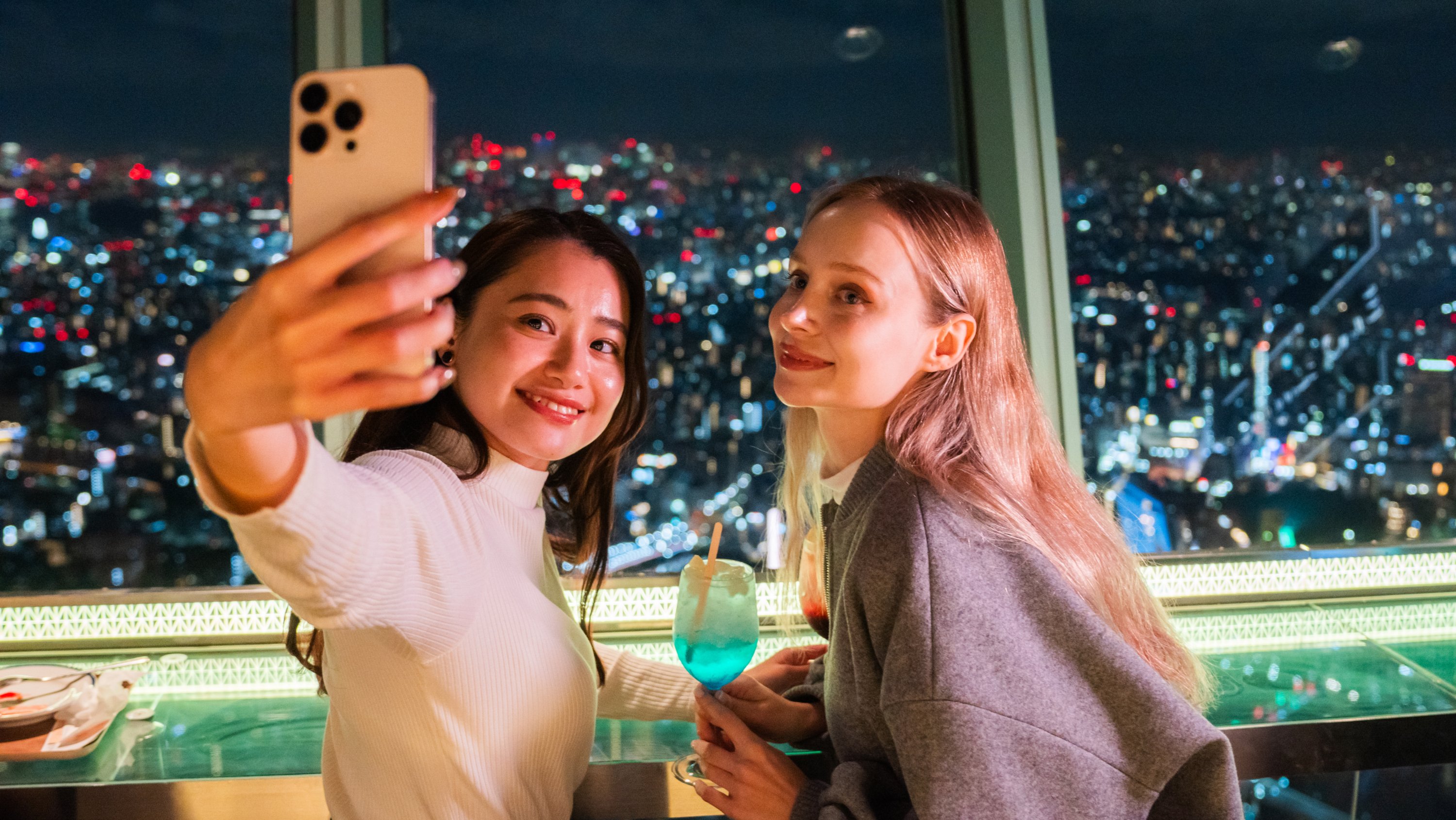 晴空塔咖啡廳享用飲品,更可360度欣賞東京全景 晴空塔咖啡廳享用飲品,更可360度欣賞東京全景