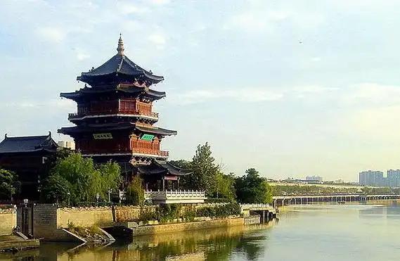 南京外秦淮河遊船+總統府(含講解)半日遊