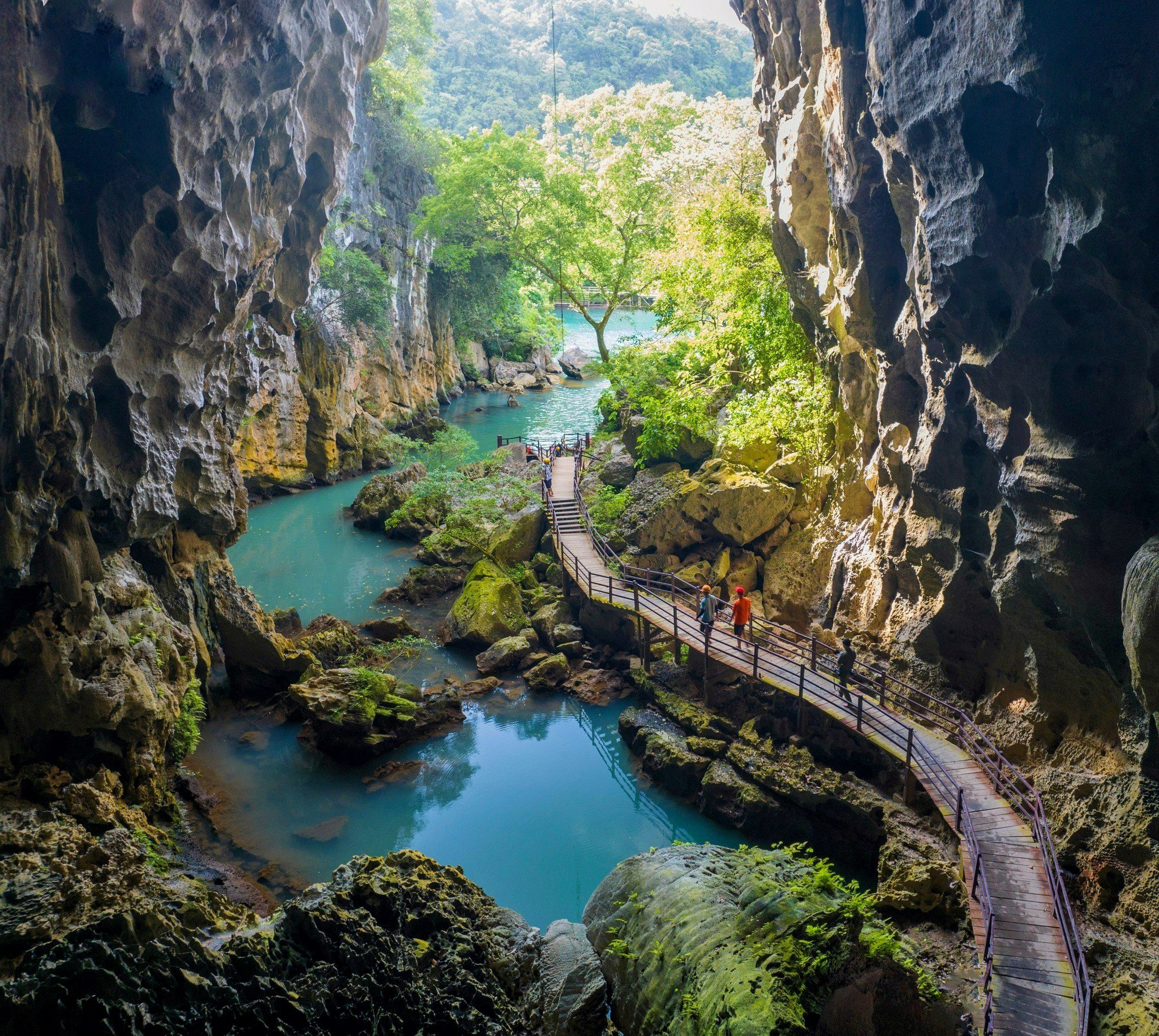 黑洞（Dark Cave）& 峰牙洞（Phong Nha Cave）一日遊