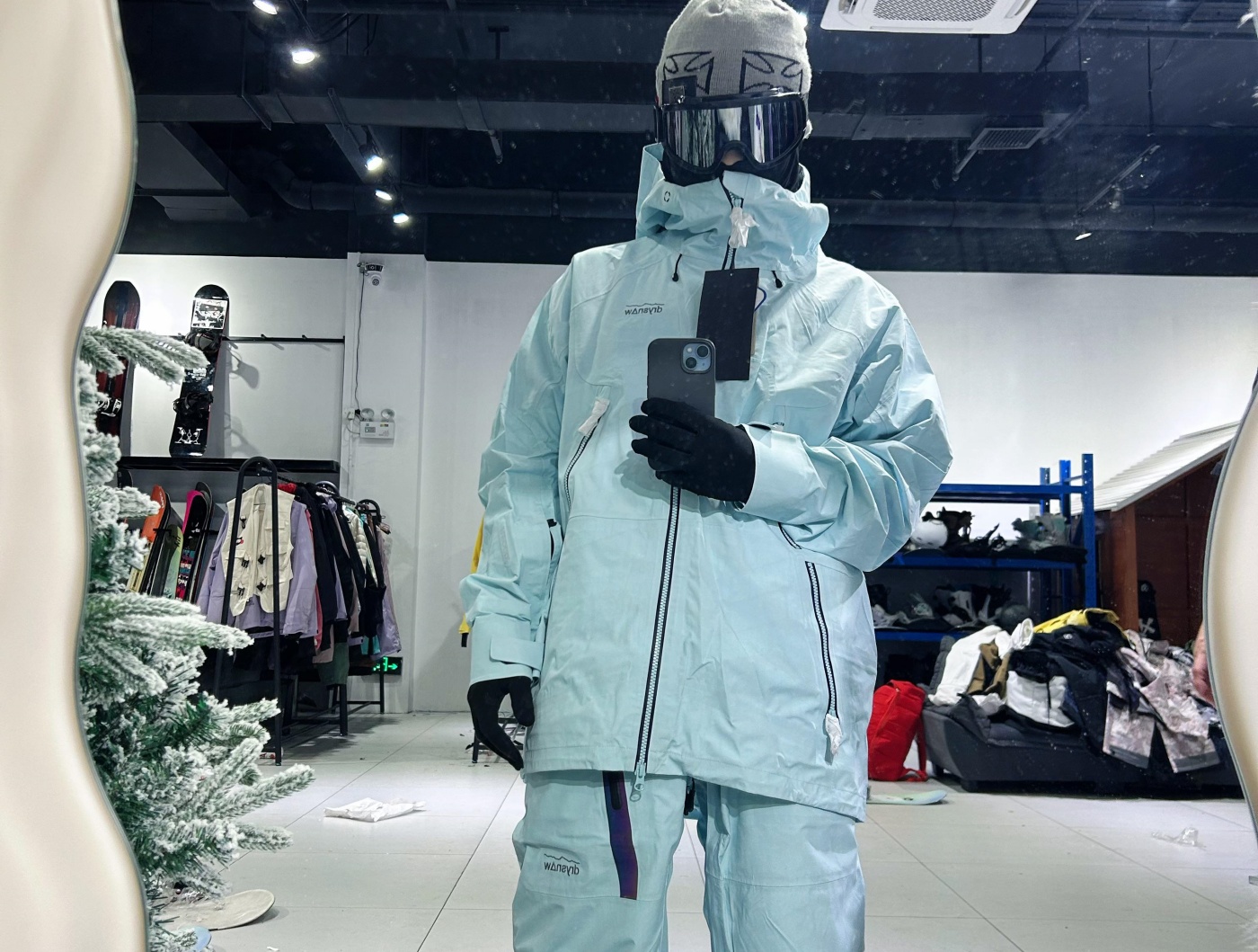 Snow suit