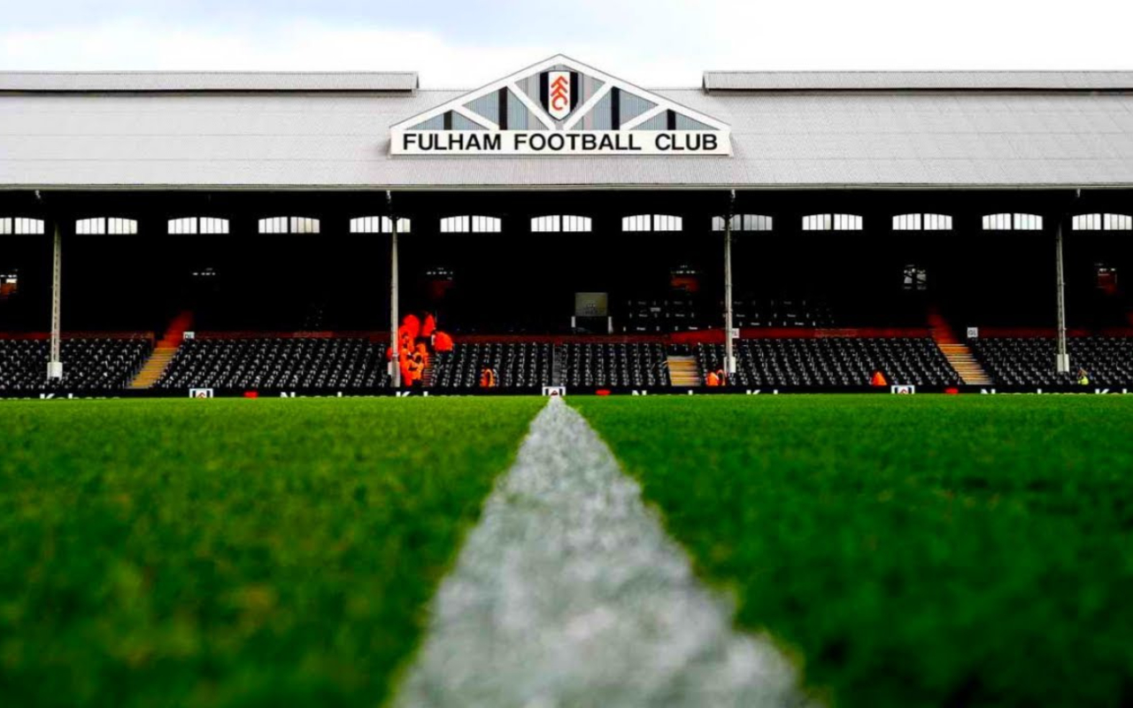 在每場富勒姆足球俱樂部(Fulham FC)主場比賽中,您都可以欣賞到絕佳的景色並獲得熱情的支持。 在每場富勒姆足球俱樂部(Fulham FC)主場比賽中,您都可以欣賞到絕佳的景色並獲得熱情的支持。