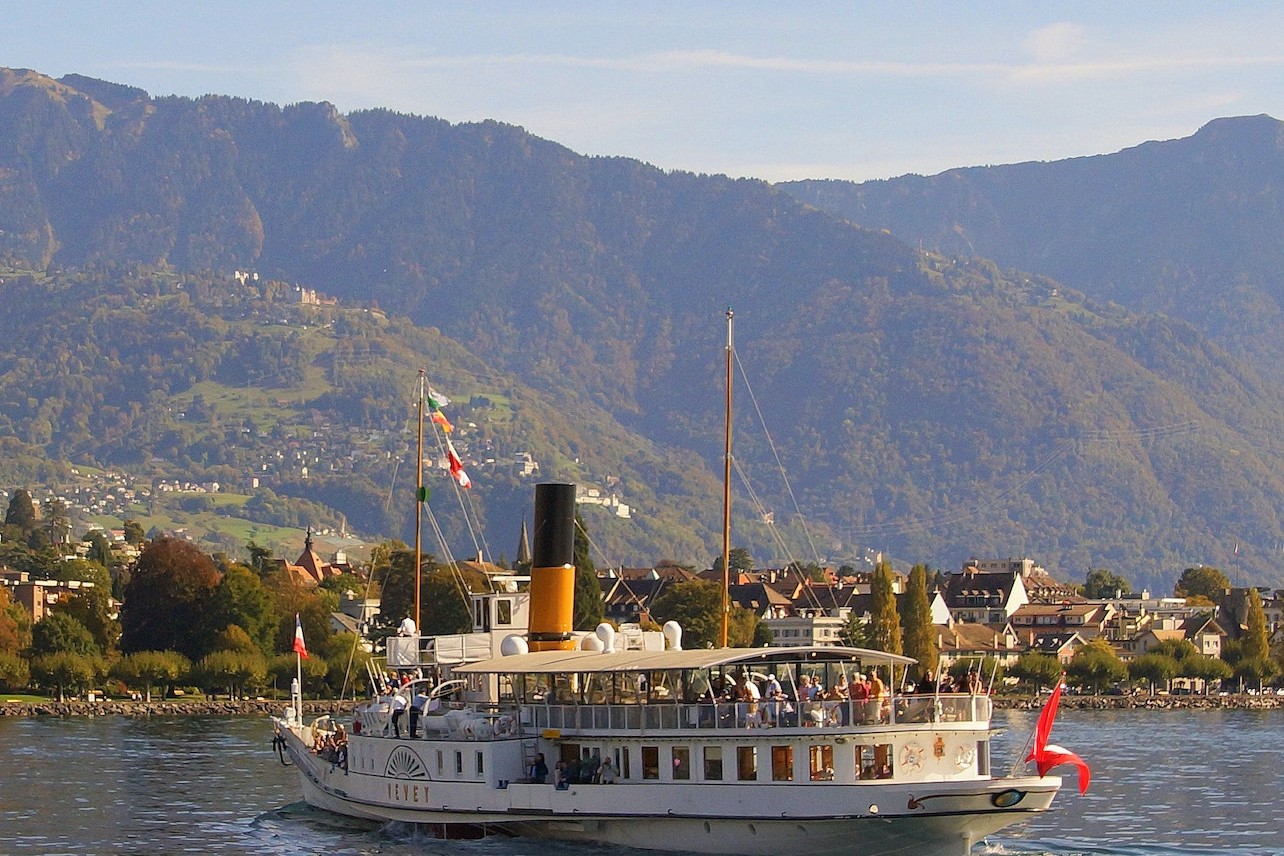 2-Hour Riviera Cruise from Montreux