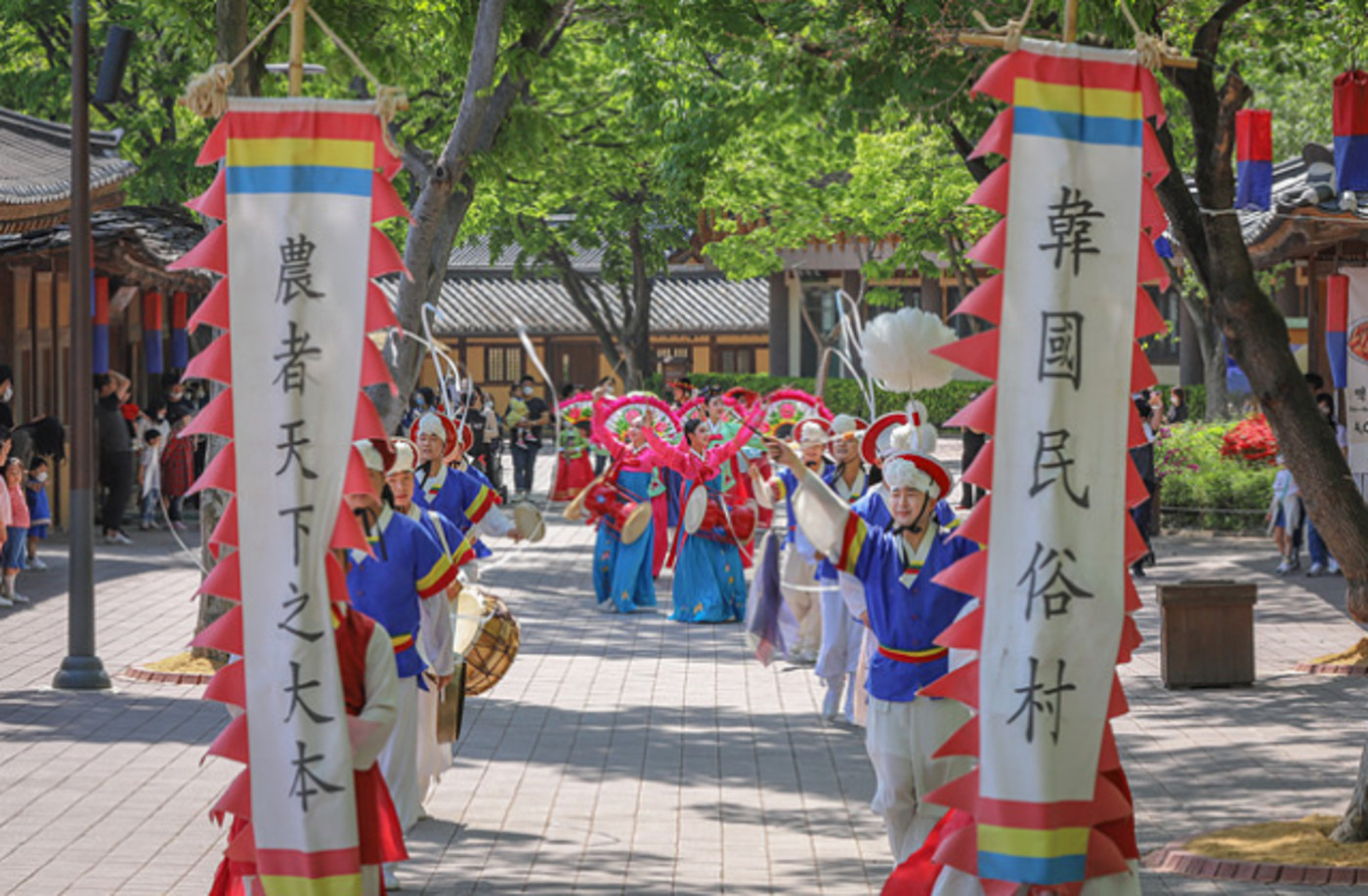 Korean Folk Village One-day Cultural & Horse Riding Tour