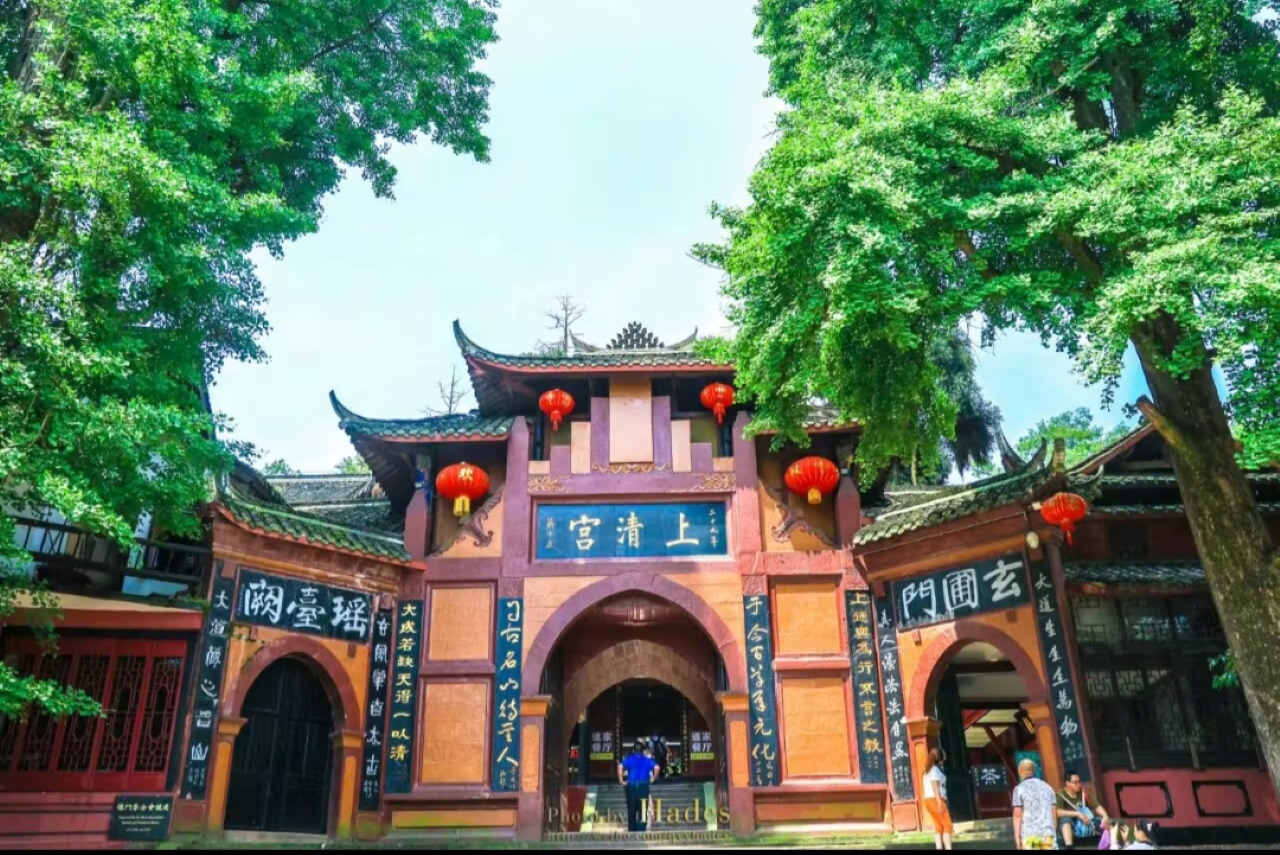 青島市區出發嶗山一日遊&暢玩仰口&太清景區（賞奇峰異石 + 品嶗山綠茶 + 純玩無購 + 逍遙盡享山海風光+自由活動）