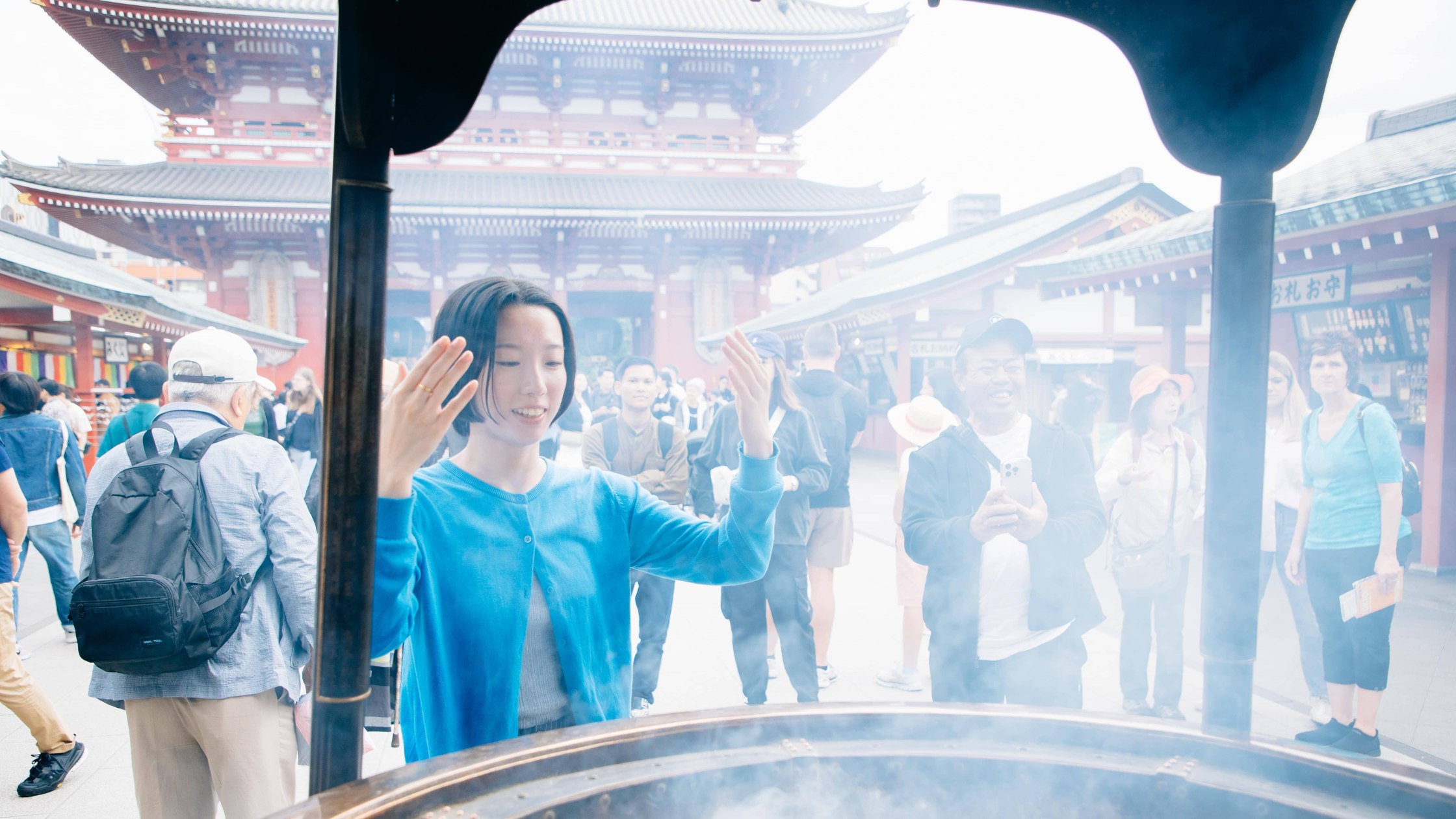 Tokyo: Asakusa Tour with Skytree & Sushi Workshop