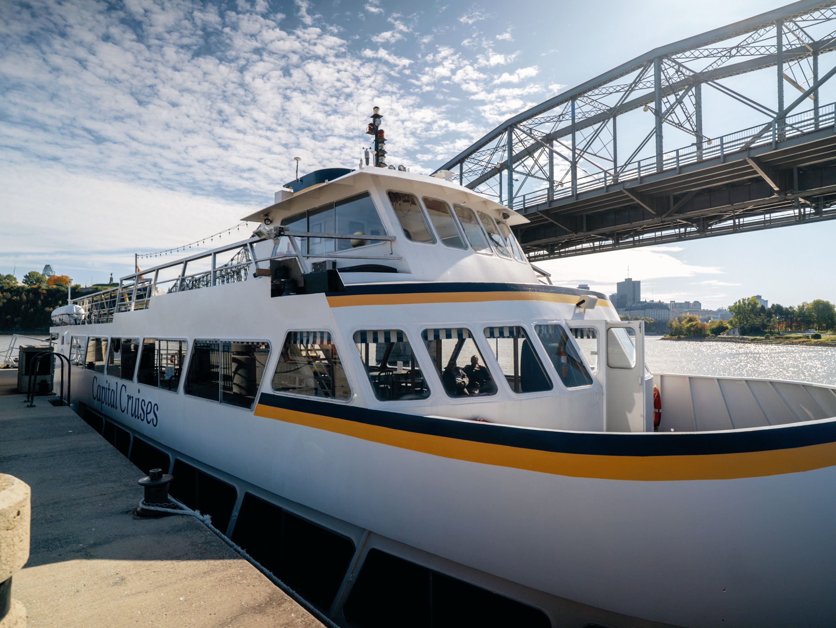 Hop aboard Capital Cruises in Ottawa for a relaxing boat tour