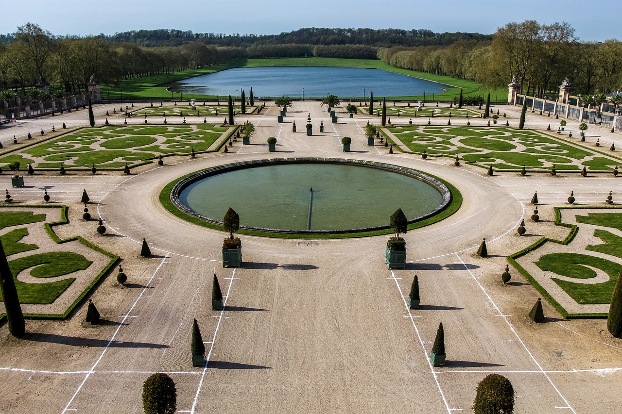 Versailles Palace and Gardens Tour from Paris