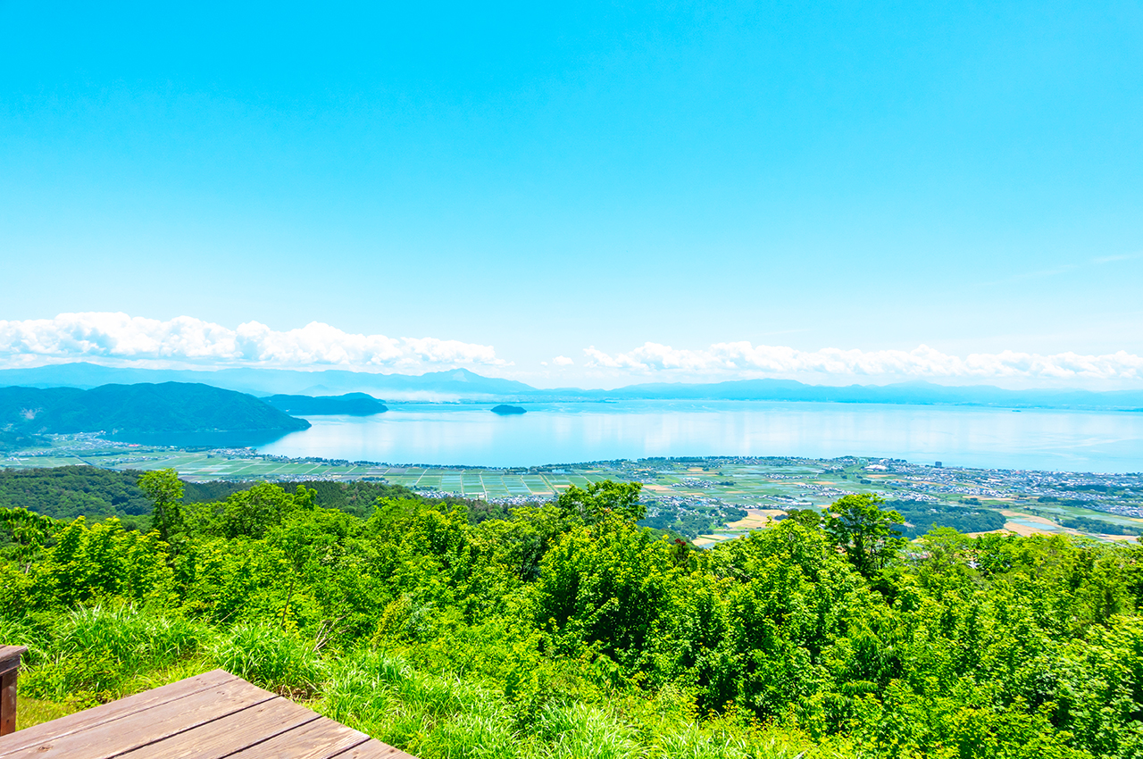 Lake Biwa Observatory, Shirahige Shrine, and Mangetsu-ji Temple Floating Temple Day Trip