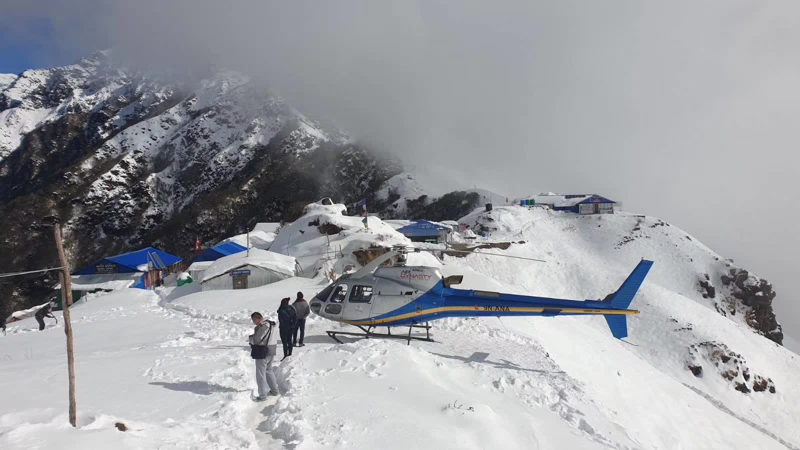 安納布爾納峰基地營直升機之旅