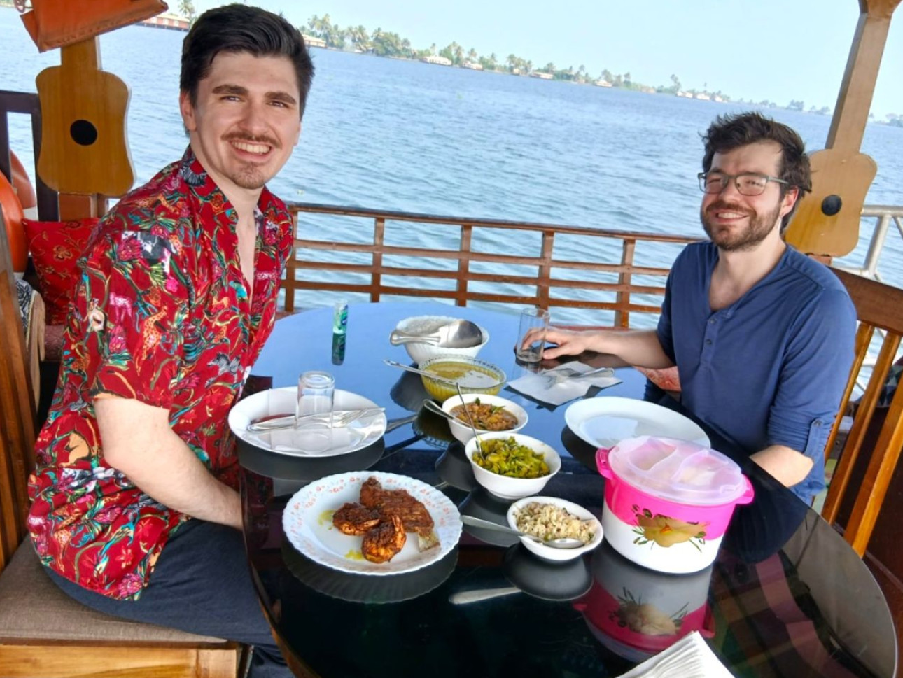 From Kochi: Alleppey Overnight Houseboat Cruise With Meals