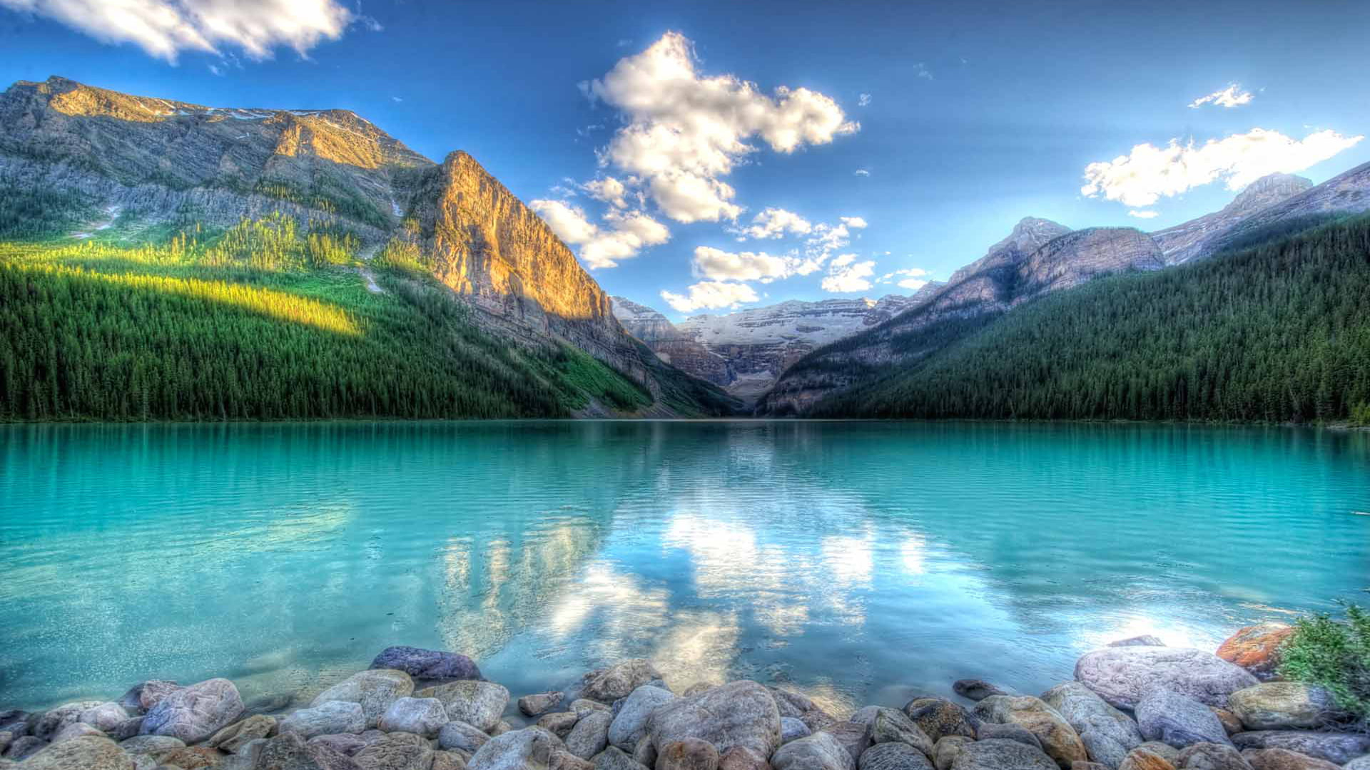 日落之旅：探索路易斯湖 (Lake Louise) 和明尼萬卡湖 (Lake Minnewanka)