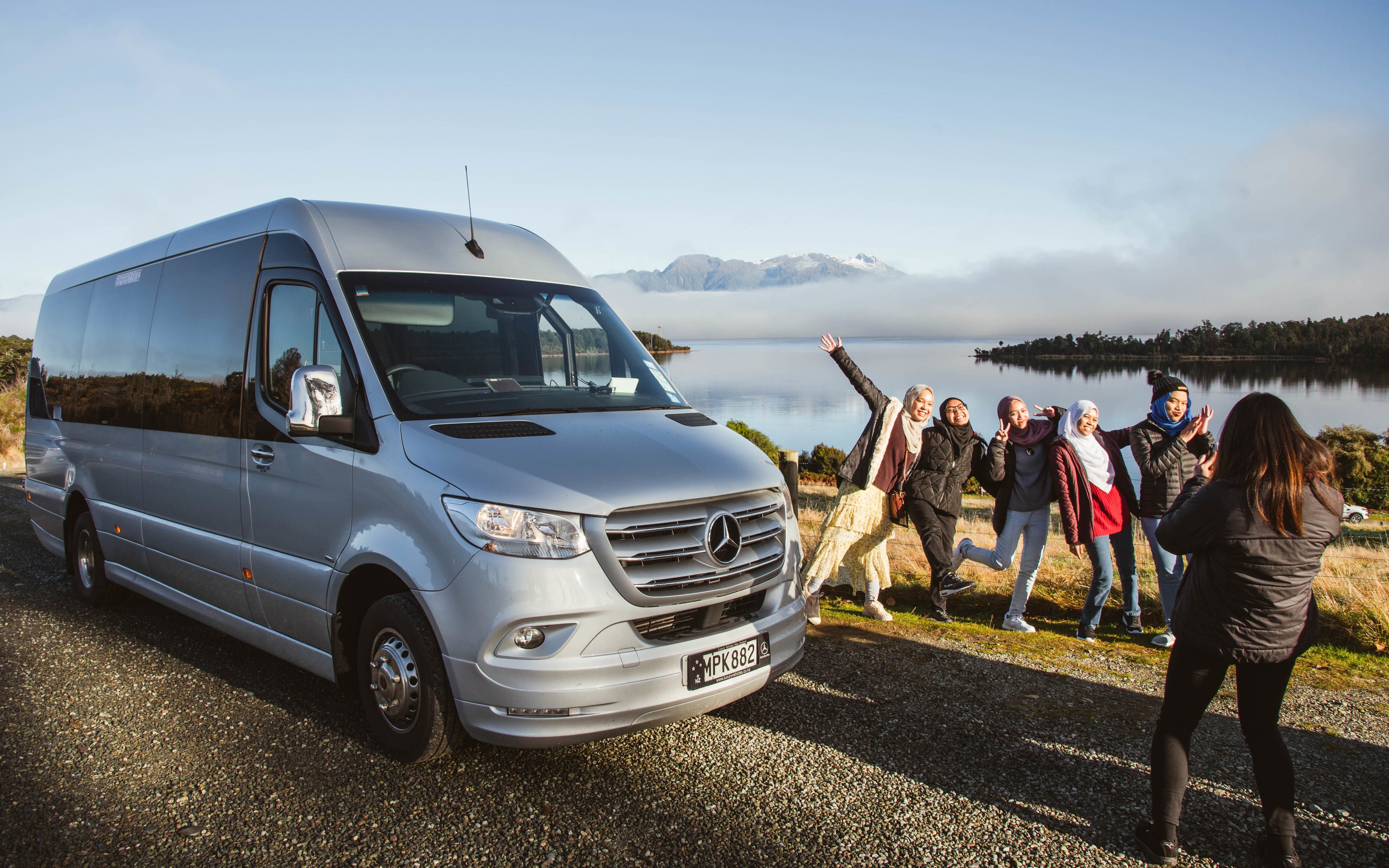 Milford Sound Tour with Boat Cruise Experience