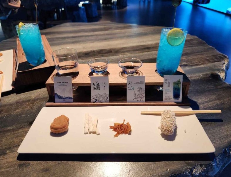 參加風味燒酒調製體驗與酒瓶手作活動，並可品嚐多款不同品牌的燒酒，深入感受韓國燒酒文化的魅力。