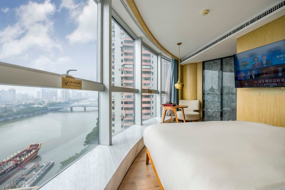 Guangzhou Beijing Road Tianzi Wharf Atour S Hotel Package