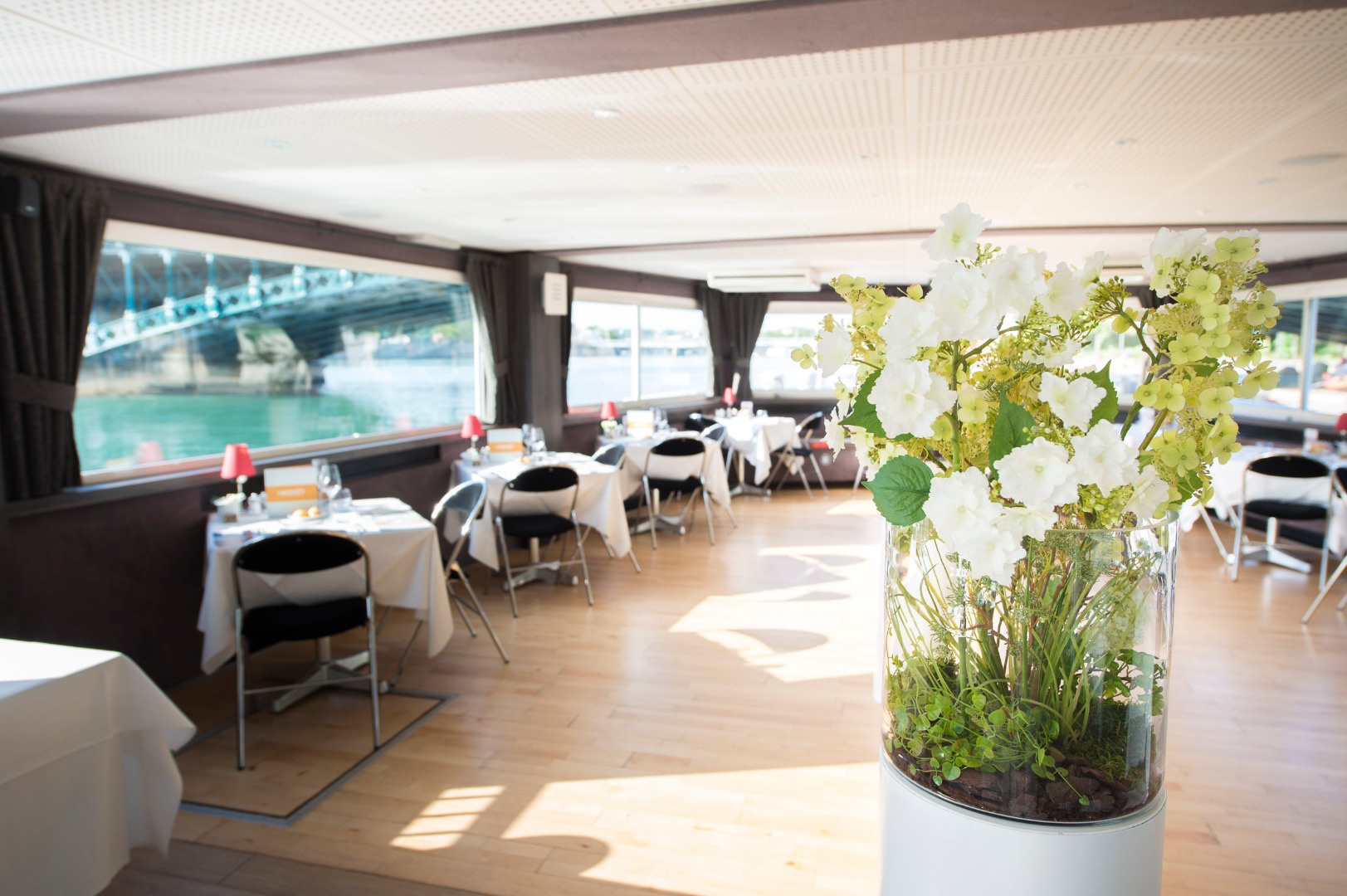 [SALE] Gourmet Dinner Cruise in Lyon Ticket KD