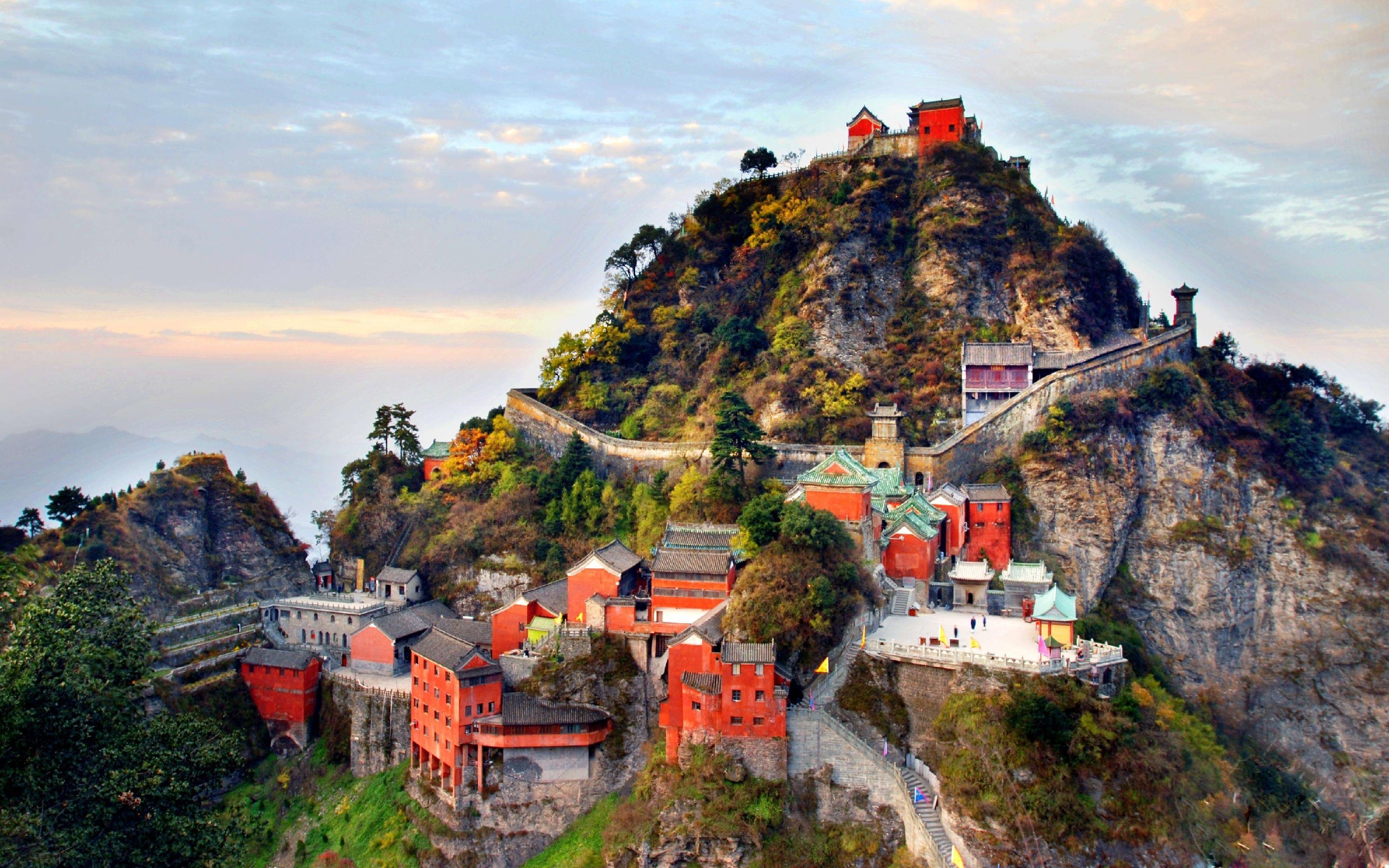 Ask Wudang: Wudang Mountain Private Two-Day Tour from Wuhan