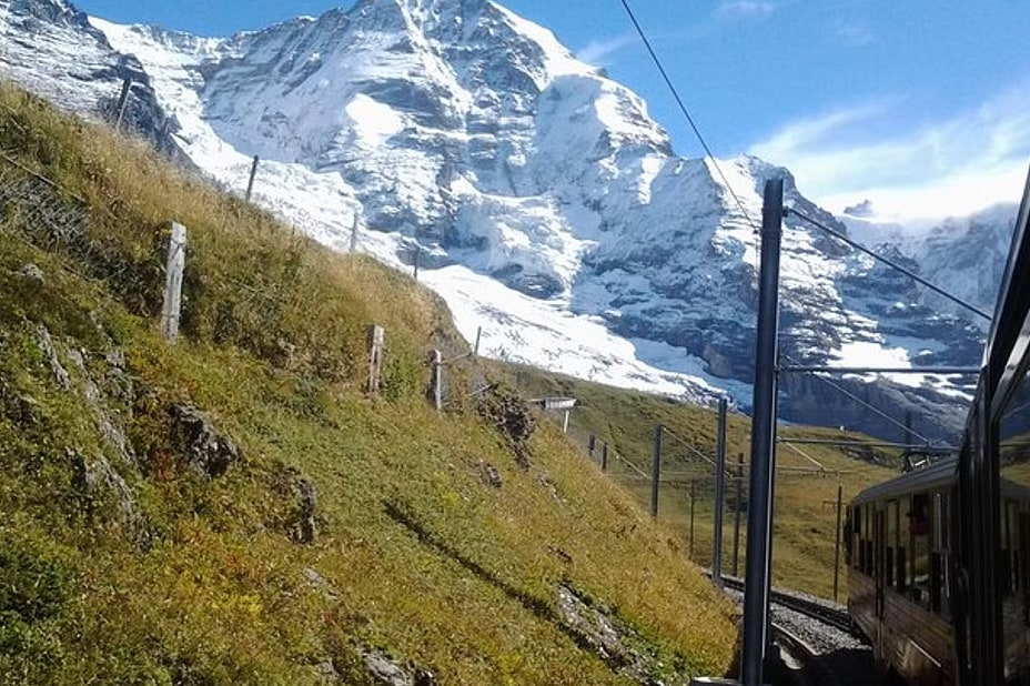 Jungfraujoch Top of Europe Small Group Tour