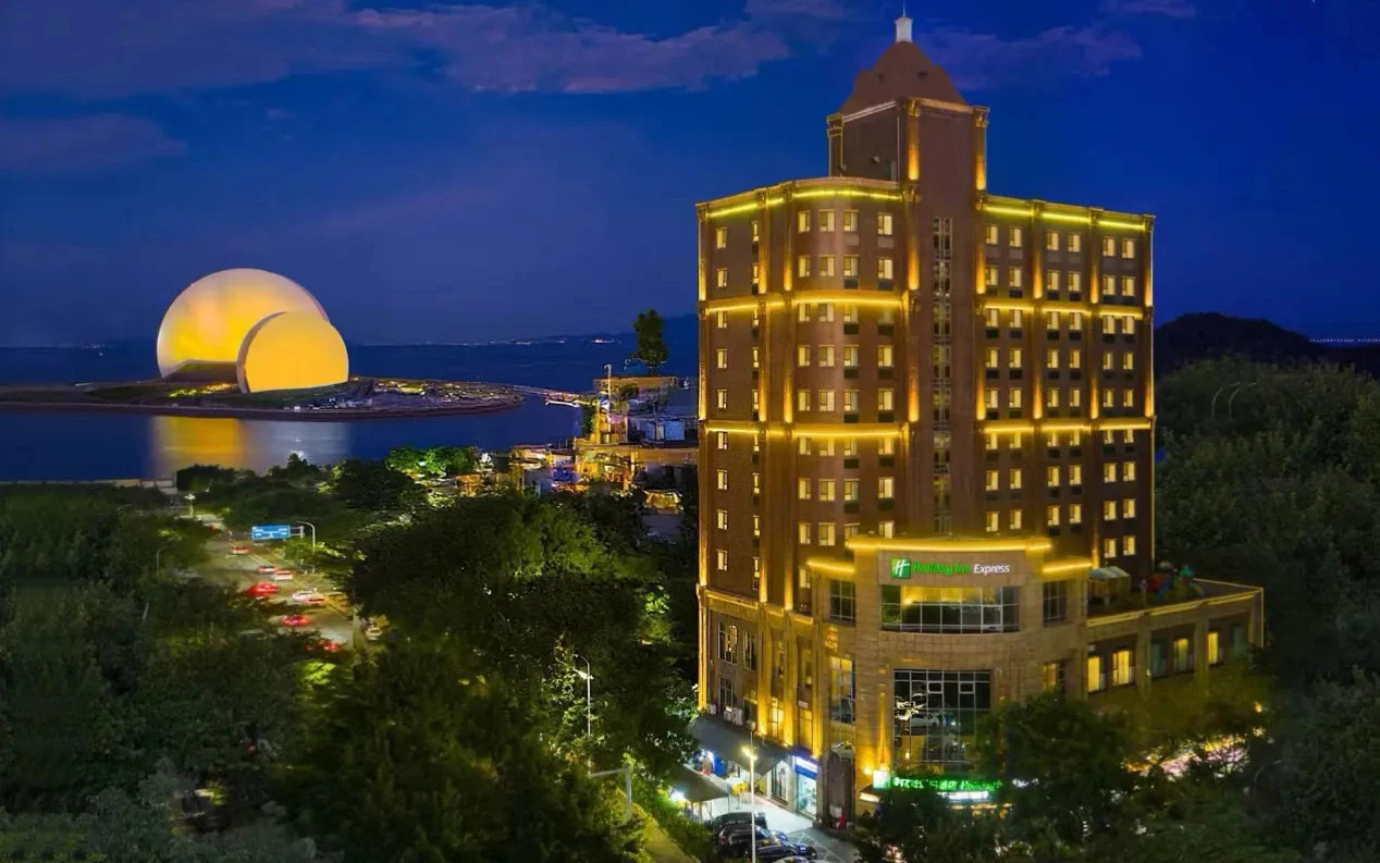 [Near Zhuhai Grand Theatre] Holiday Inn Express Zhuhai Grand Theatre Accommodation Package | Near Lovers Road