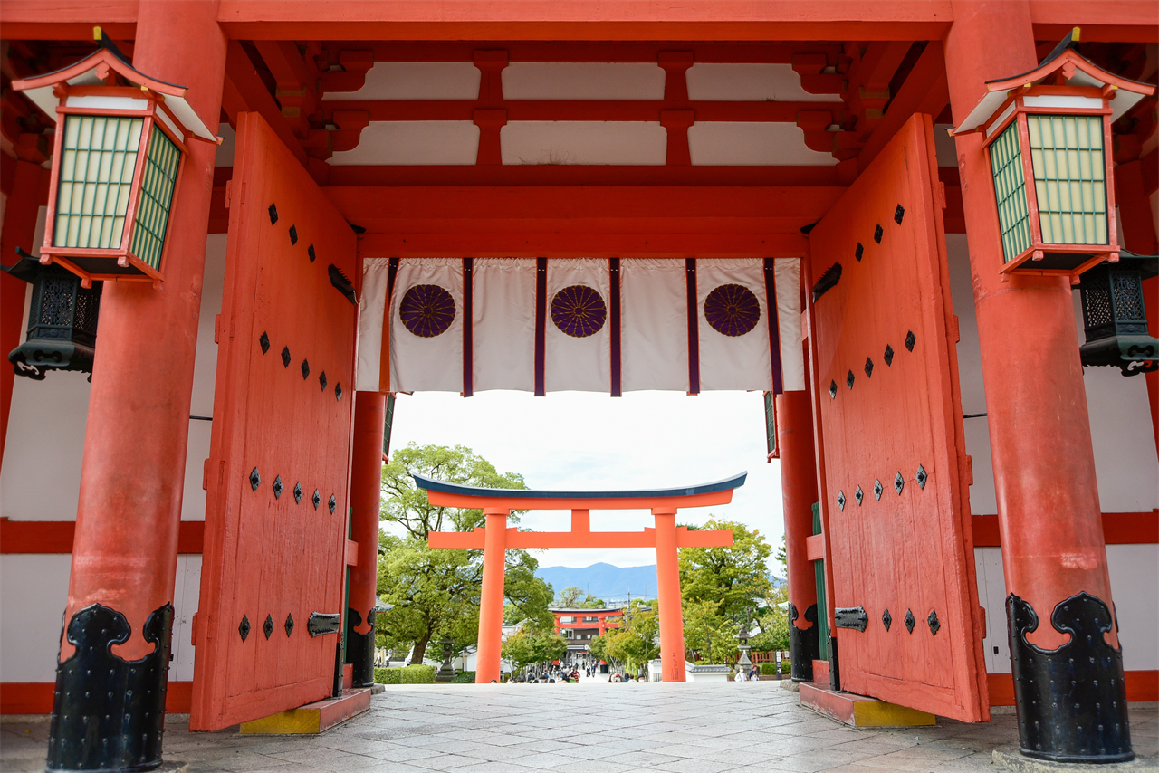 古都文化巡禮之旅：奈良東大寺, 京都伏見稻荷大社, 千本鳥居, 京都天龍寺, 世界文化遺產（大阪發車 | 京都/大阪下車）
