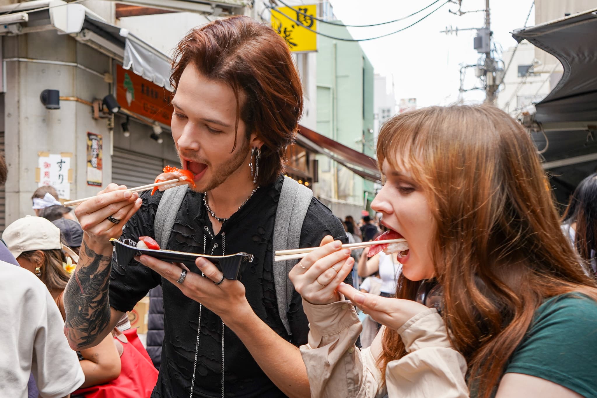 Tsukiji Market Fresh and Seasonal Japanese Delicacies Tour