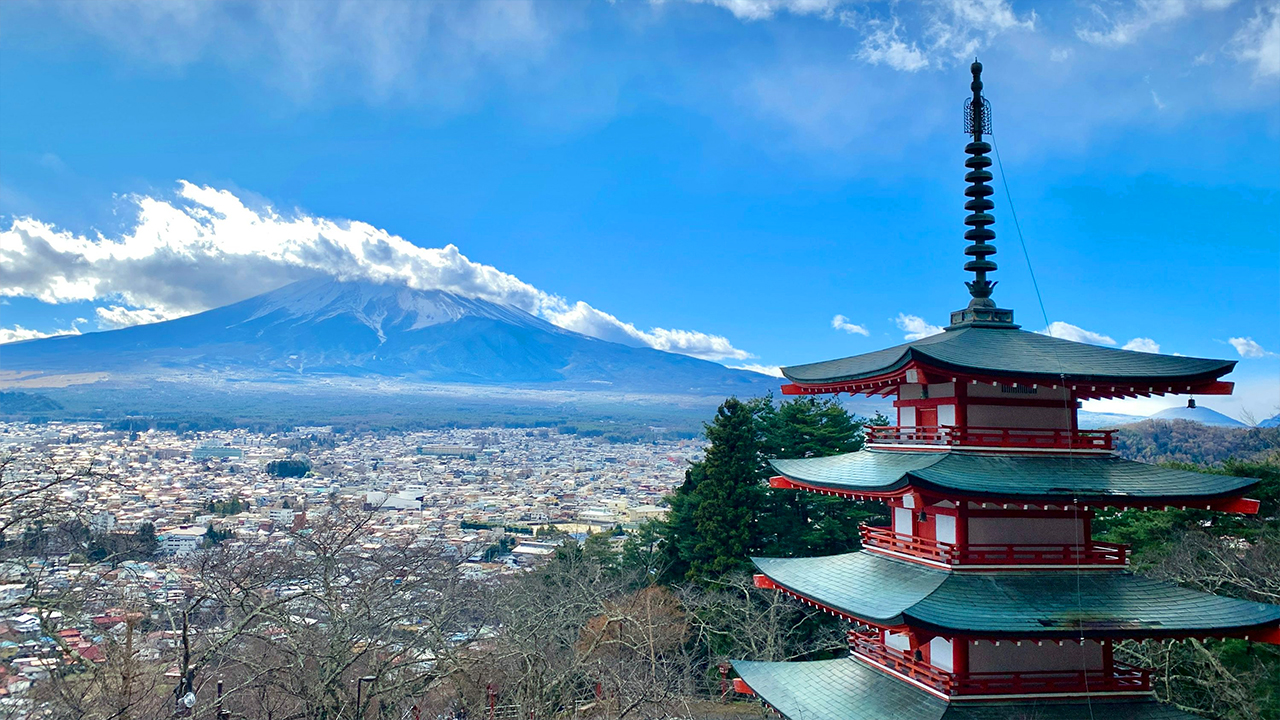 [Four Seasons Only] One-Day Tour of Mt. Fuji and Lake Kawaguchi｜Moss-sakura in Spring, 5th Station in Summer｜Maple Leaf Corridor in Autumn, Snow-capped Peaks in Winter｜Lake Yamanaka Cruise or Hot Springs｜Depart from Tokyo