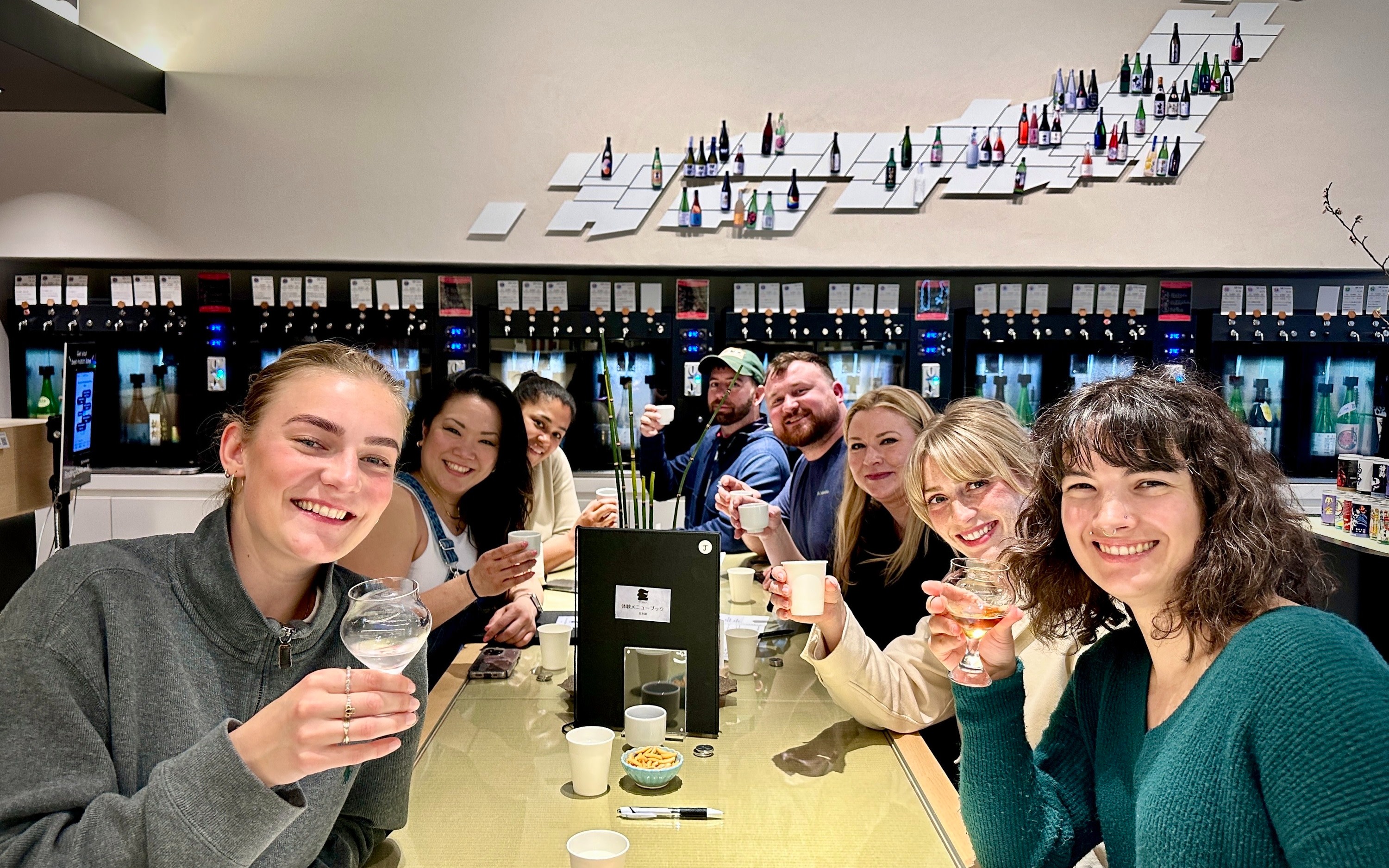 Tokyo: Asakusa History and Sake Tasting Tour