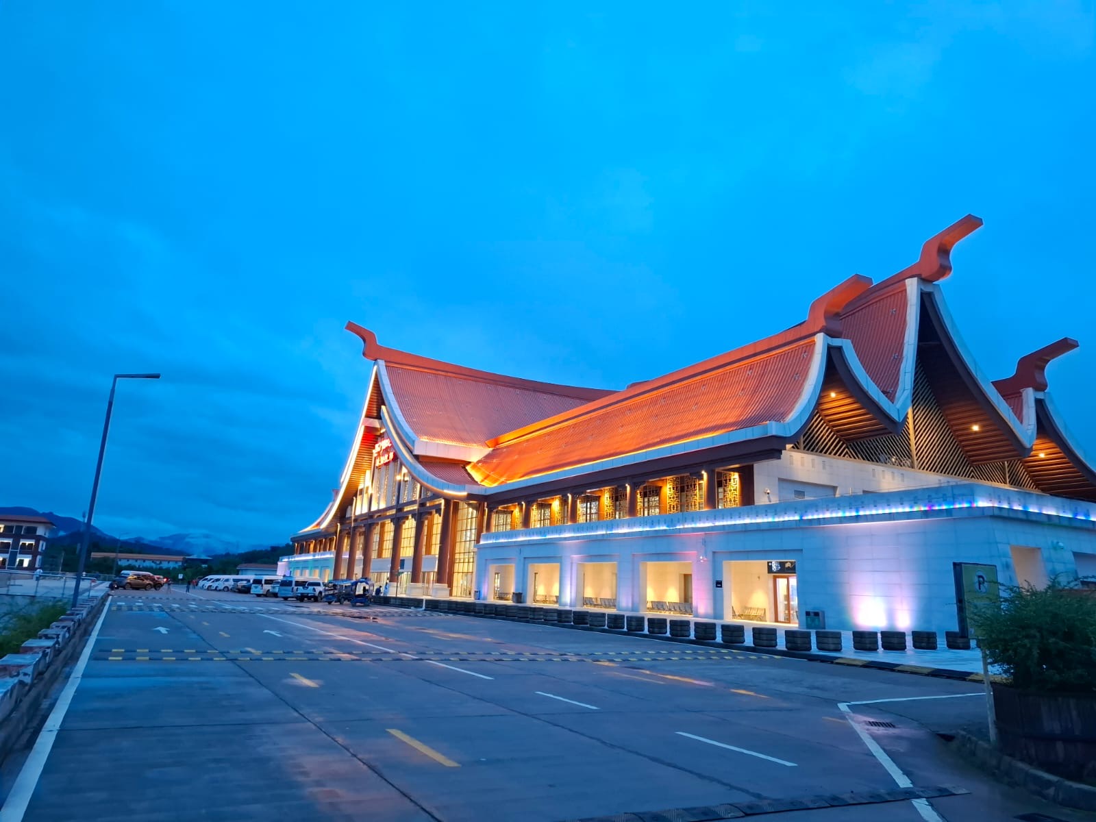 Private Transfer To Luang Prabang Railway Station