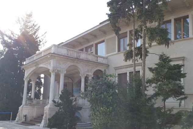 Ceausescu Villa Tour in Bucharest