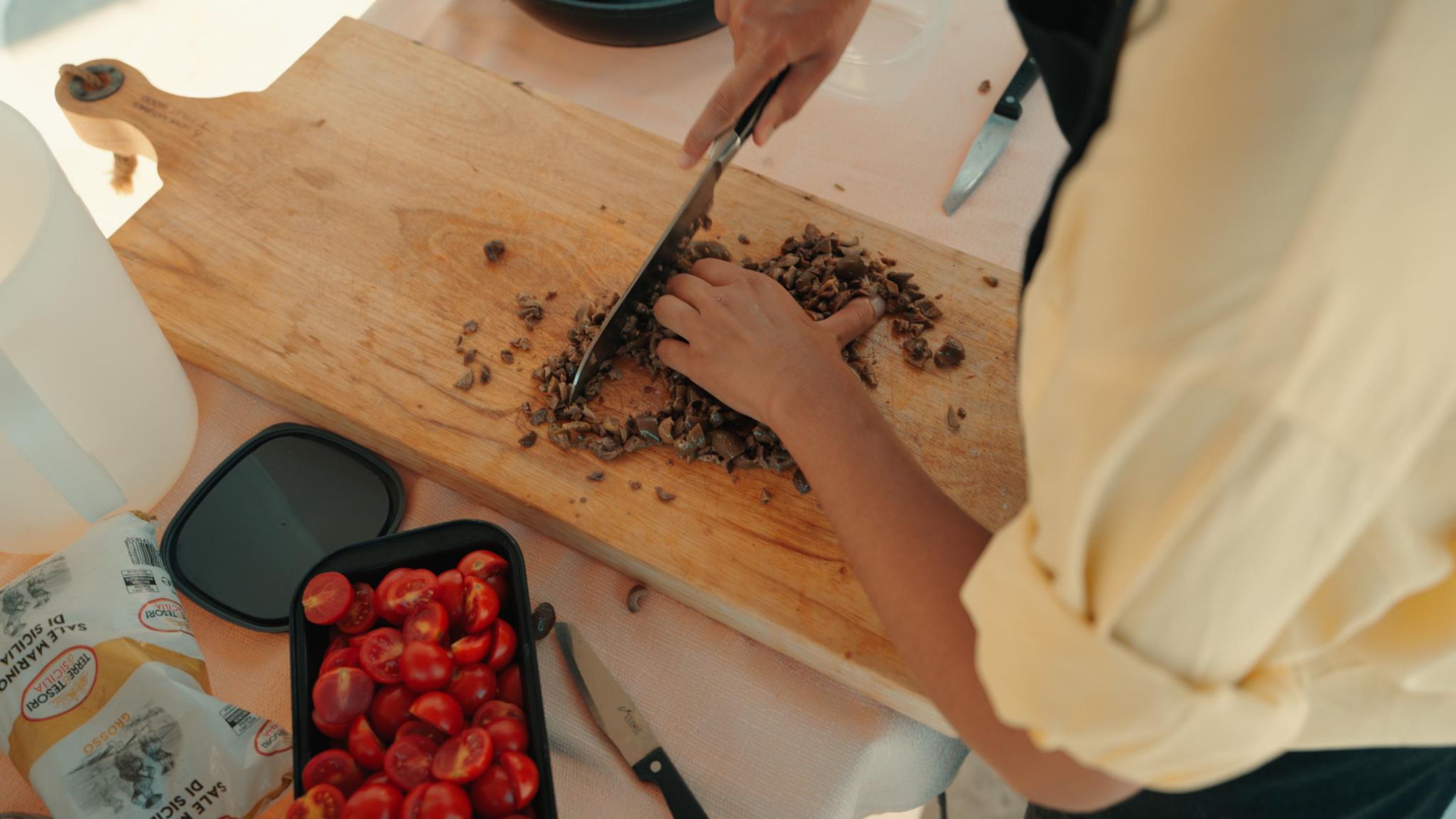 Cooking class with Ortigia market tour in Siracusa