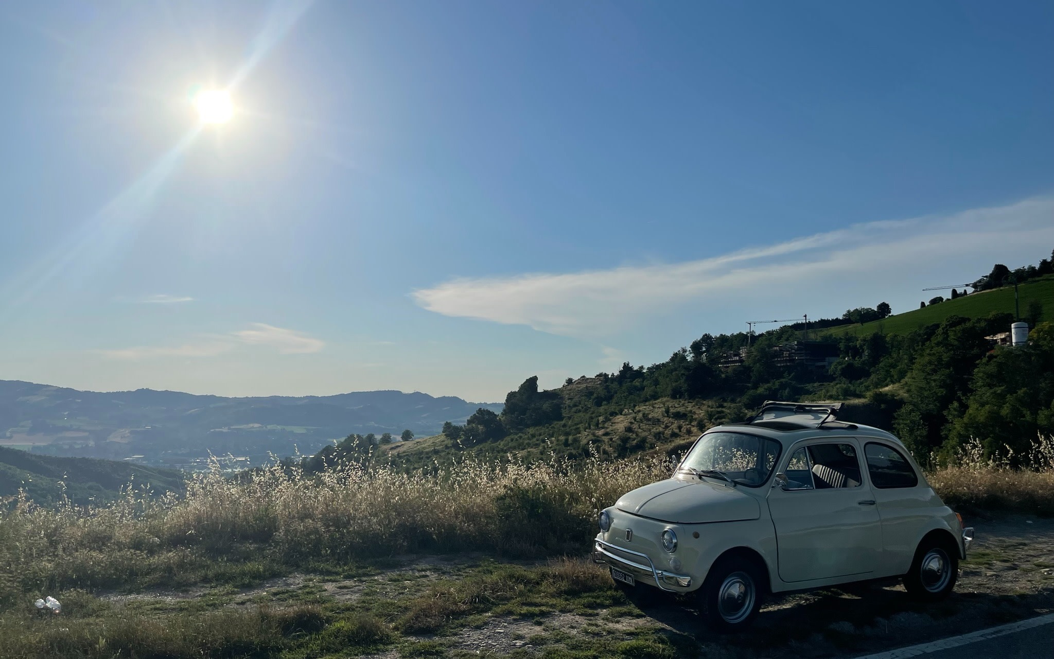 Bologna Vintage Fiat 500 Small Group Panoramic Tour