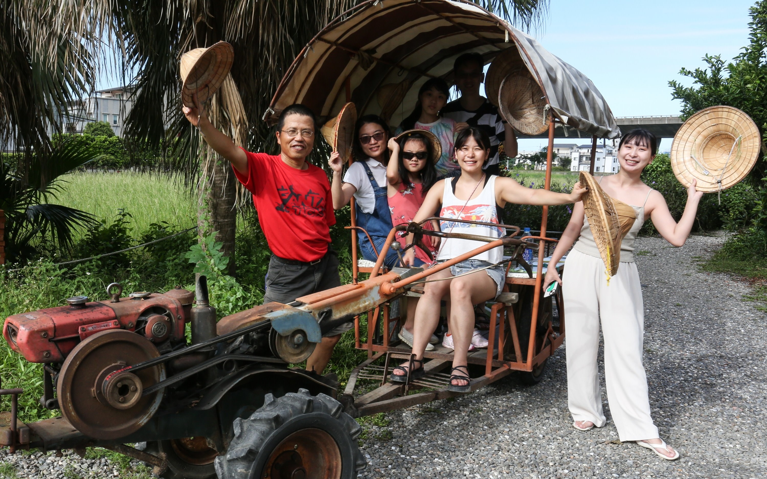 Yilan: Lino Leisure Farm Iron Bull Water Patrol & Duck Egg Smoked Egg DIY